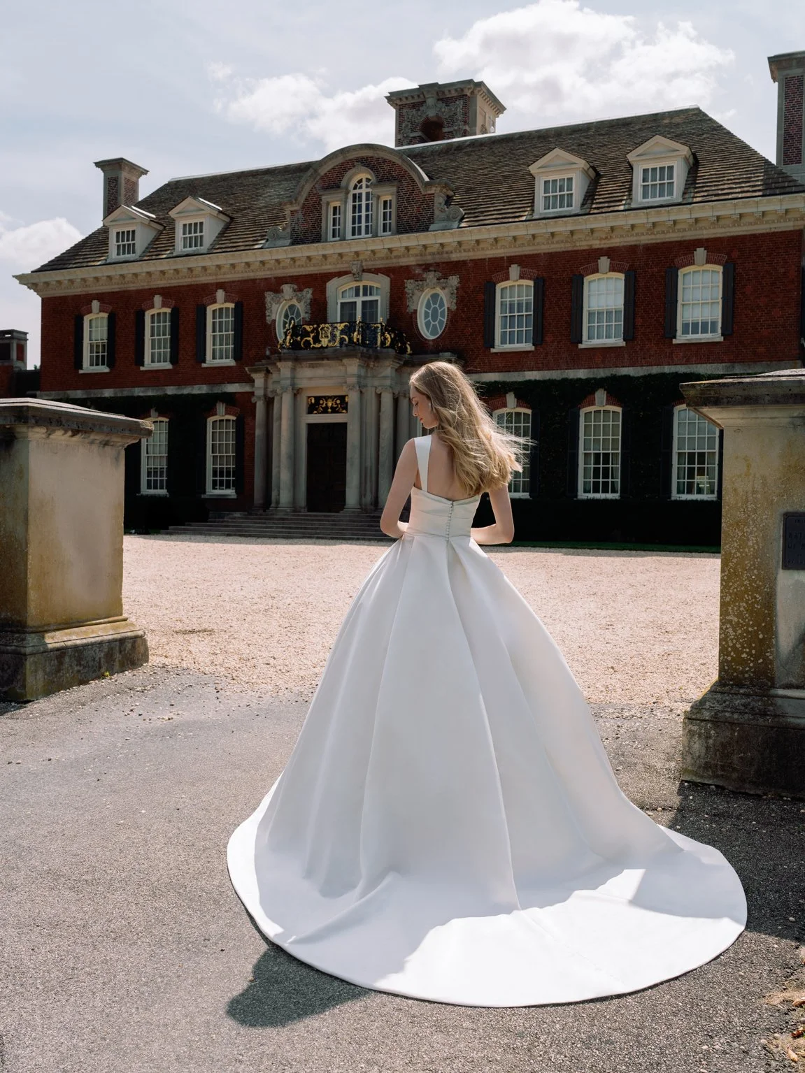 Designer: Sareh Nouri,
Photographer: Sarah Bradshaw