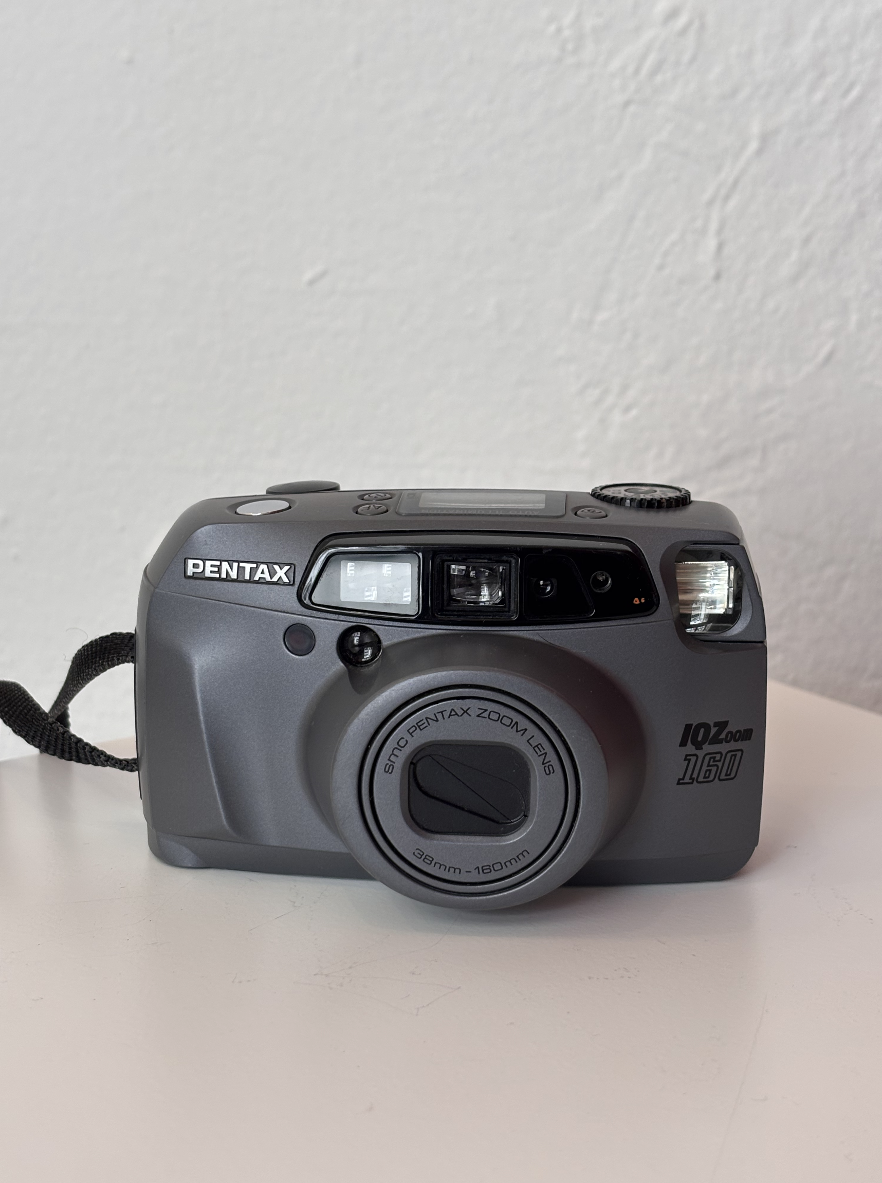 Pentax IQZoom 160 Point and Shoot Camera