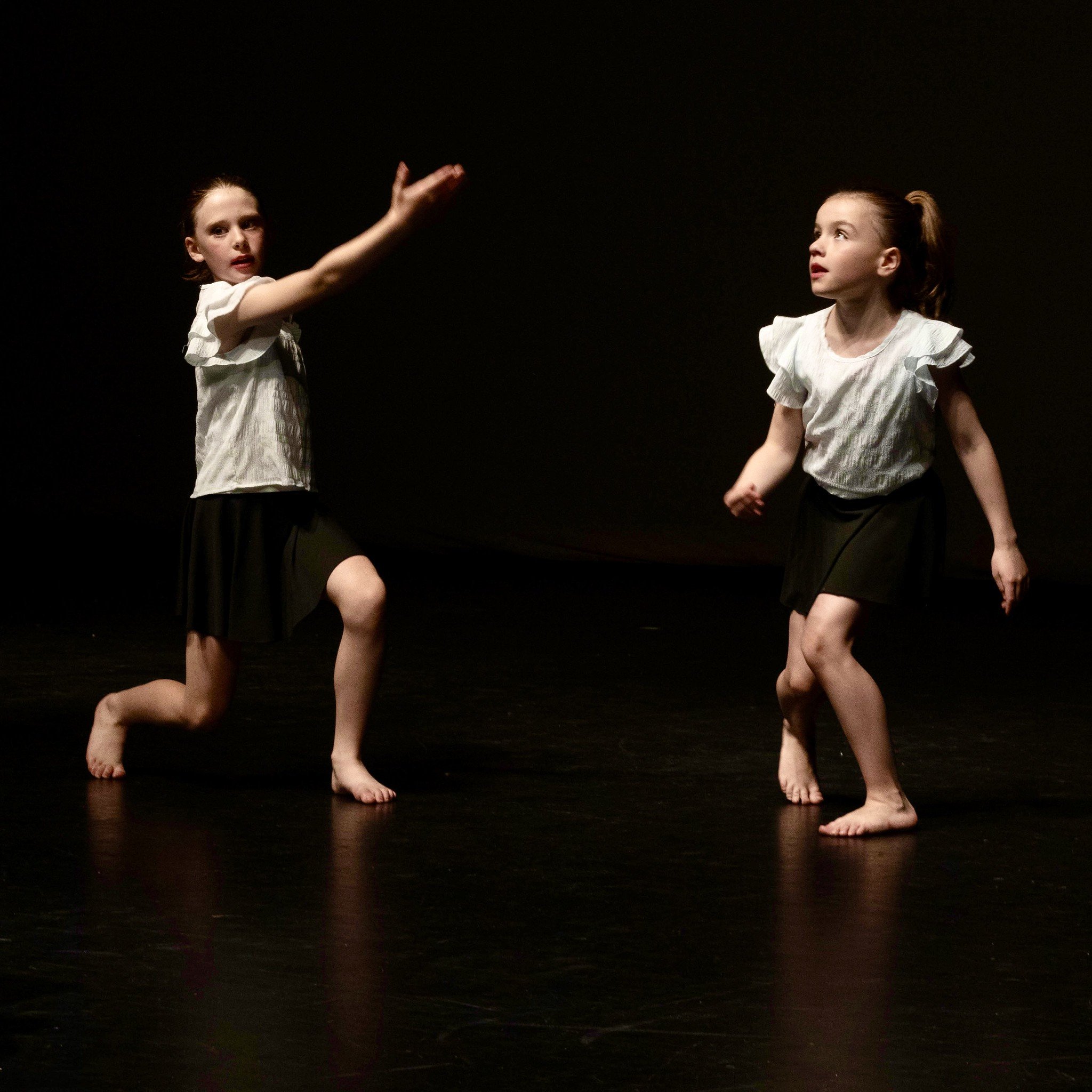 Junior contemporary 2.jpg
