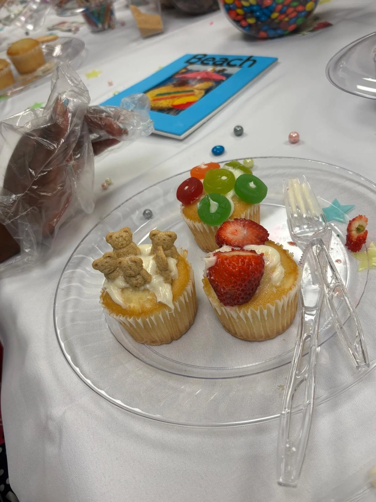 staff appreciation cupcake decorating event south florida.jpg