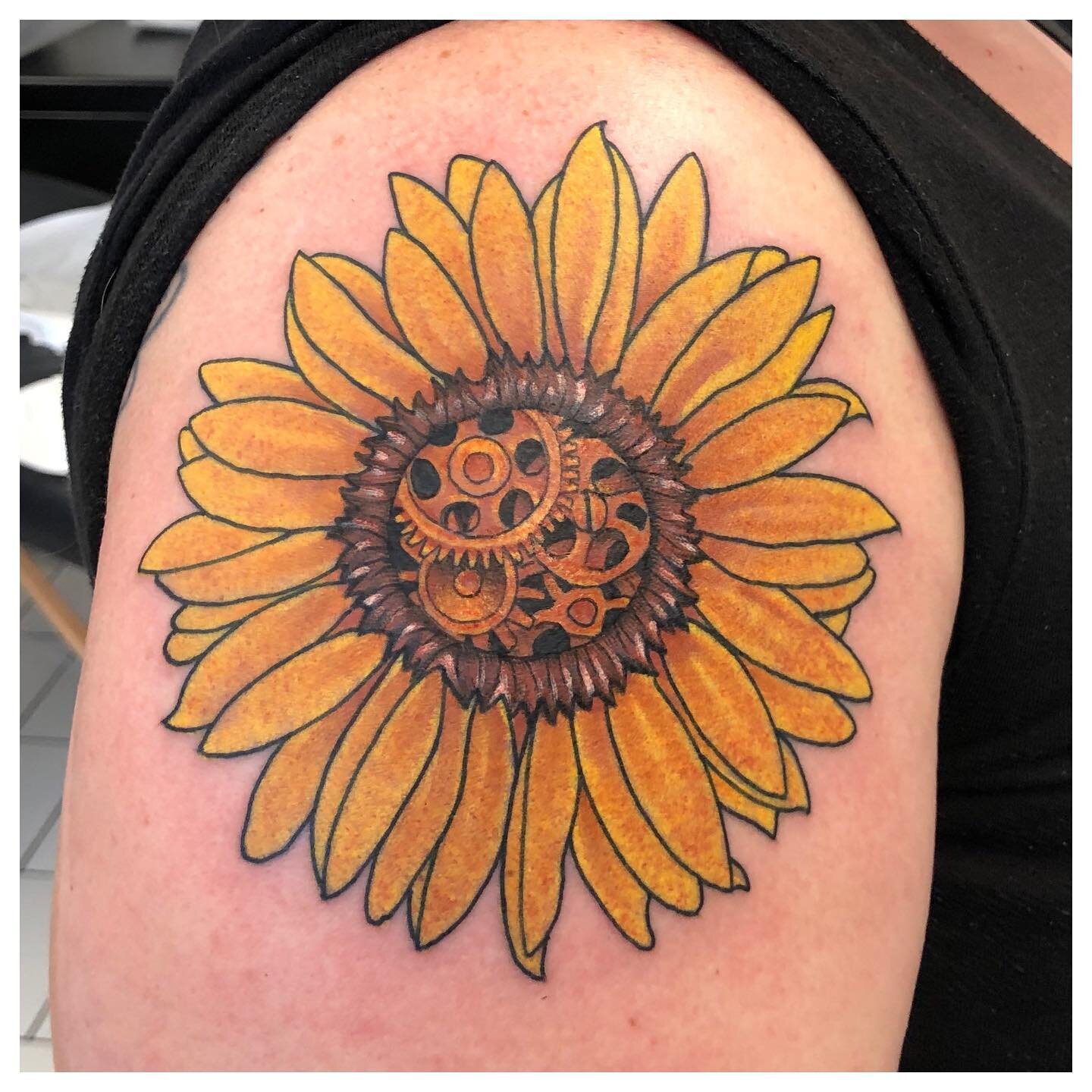 Just a little #sunflowertattoo I #tattooed today. Thank you @wildrosephotography3 , always a pleasure. #myclientsrule #homewardboundtattoo #westbendtattoo #tattoo #colortattoo