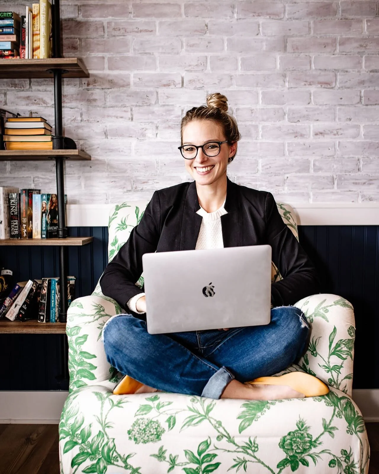 Its been a little while since I&rsquo;ve done a reintroduction on here. So let&rsquo;s do that, shall we?

Hi! I&rsquo;m Kelley! 👋🏻

I&rsquo;m an educational consultant. I work with districts and programs mostly in New York State. And I specialize 