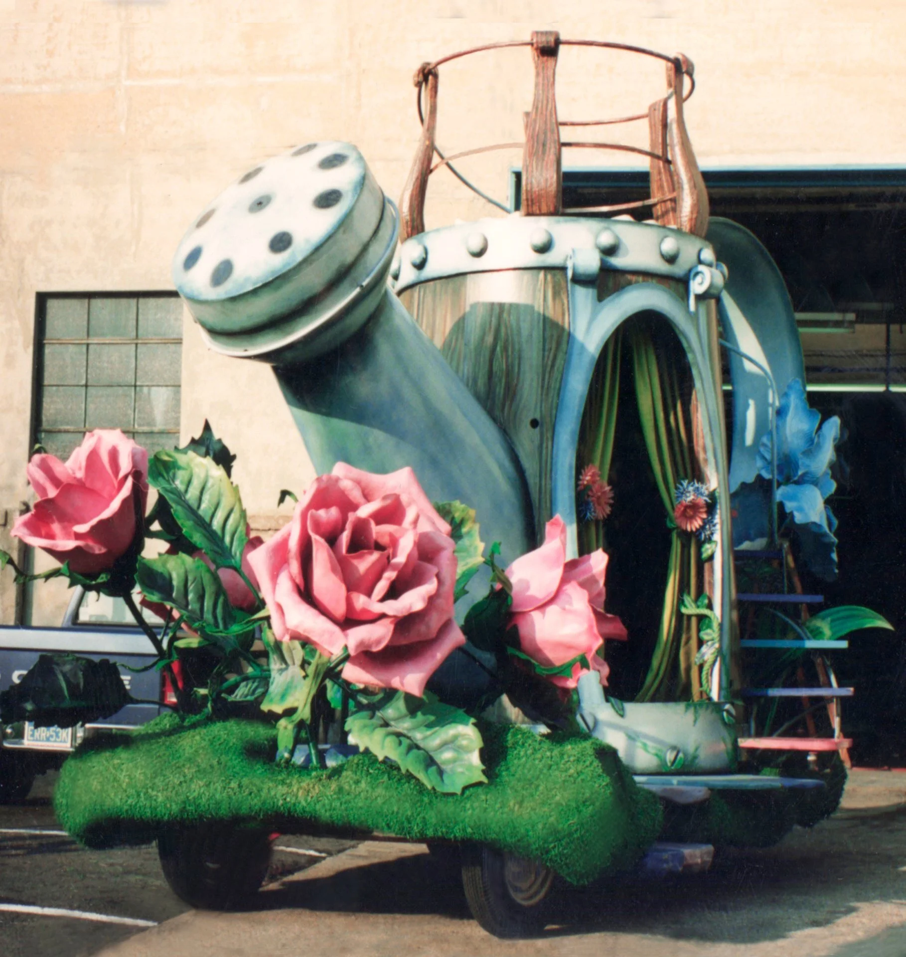 Watering Can Mini Float.jpg