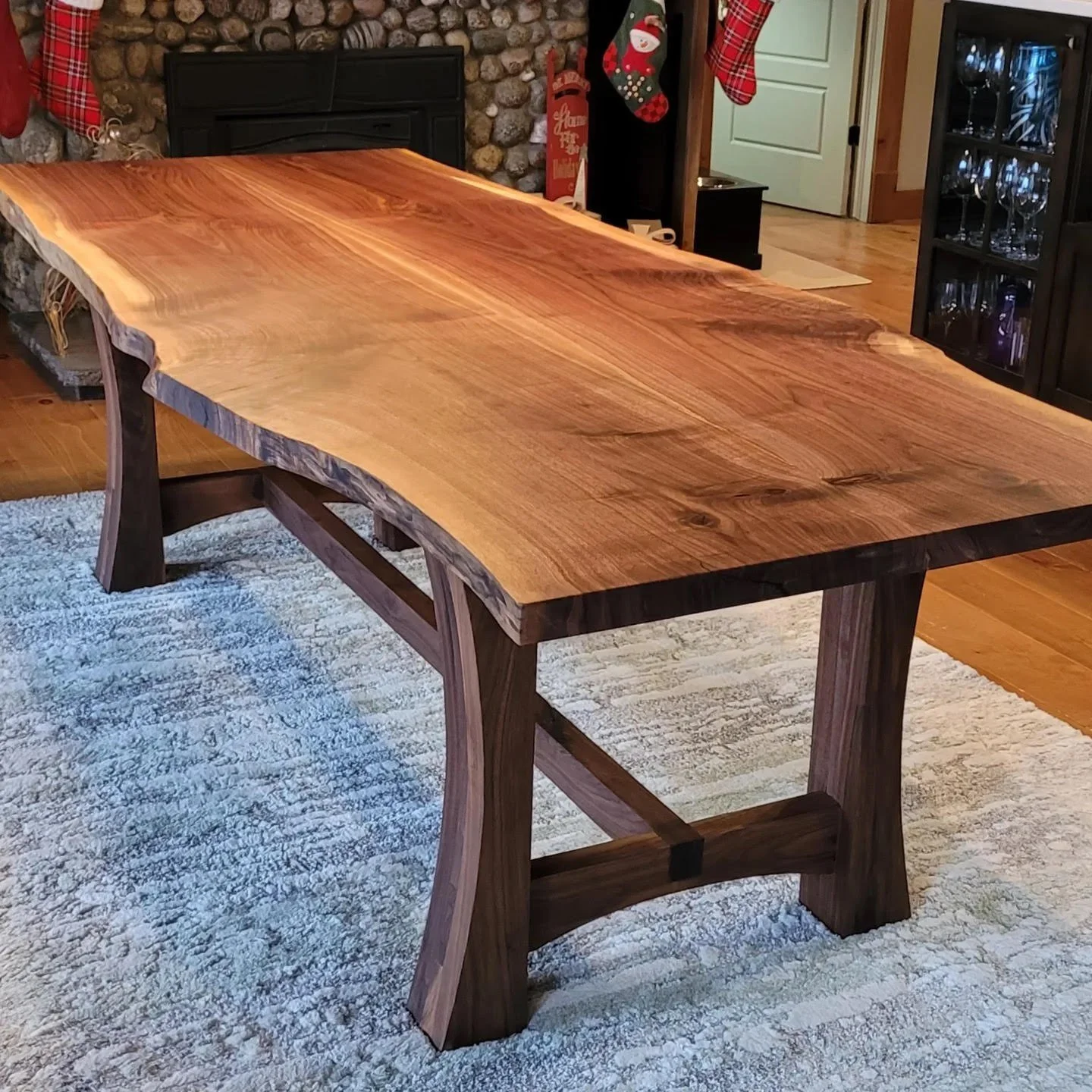 Finding Your Aesthetic: A Guide to Dining Table Styles