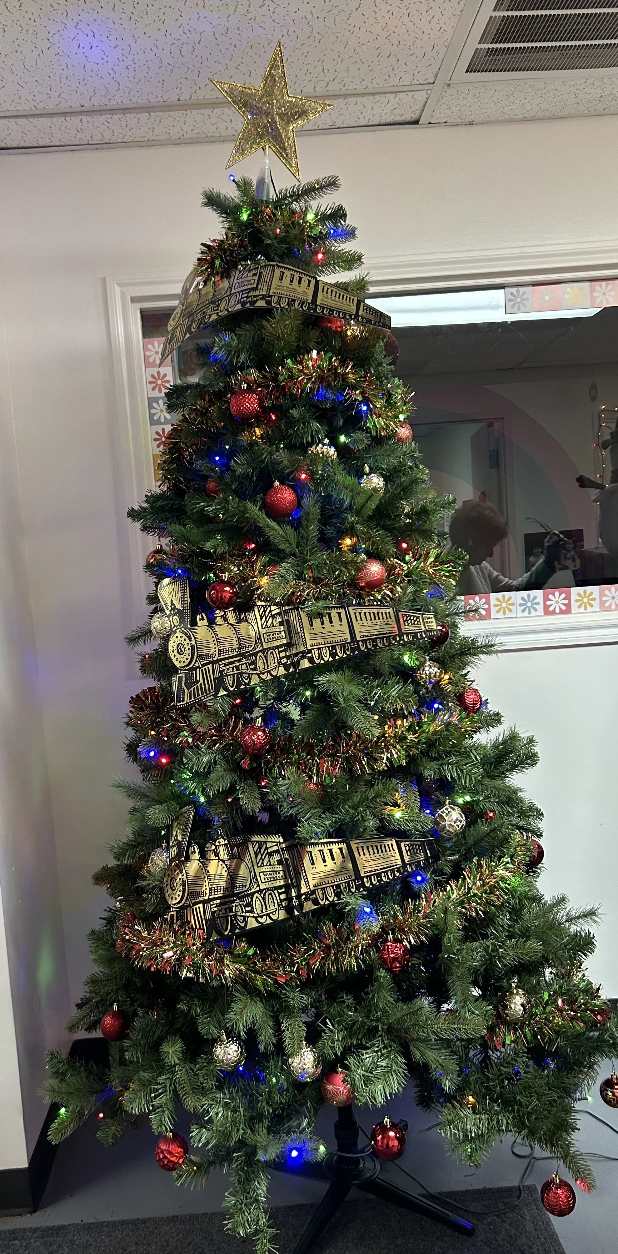 Thank you to our Kingdom Kids Daycare staff - the decorations are AH-Mazing !