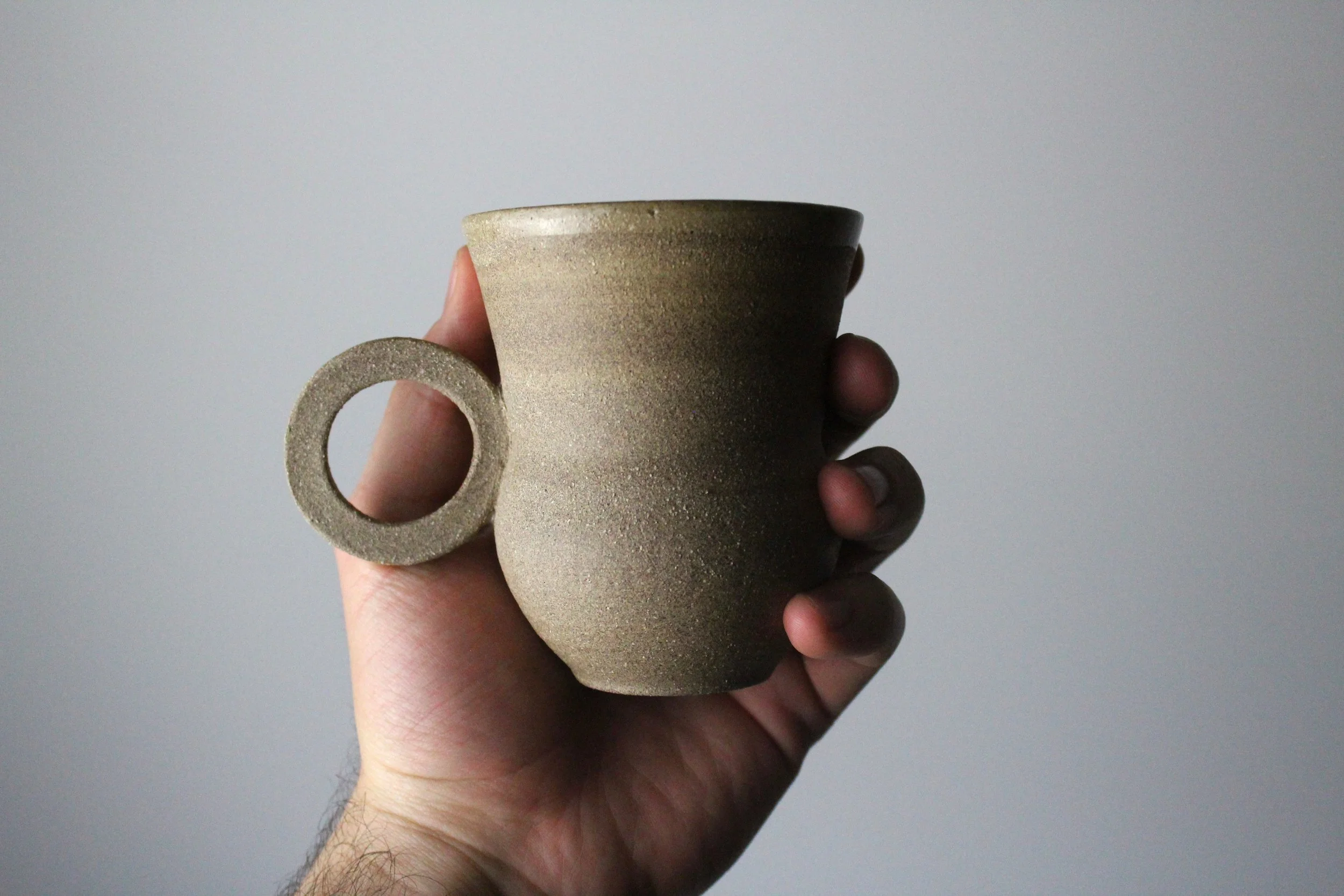 Earthware mug*