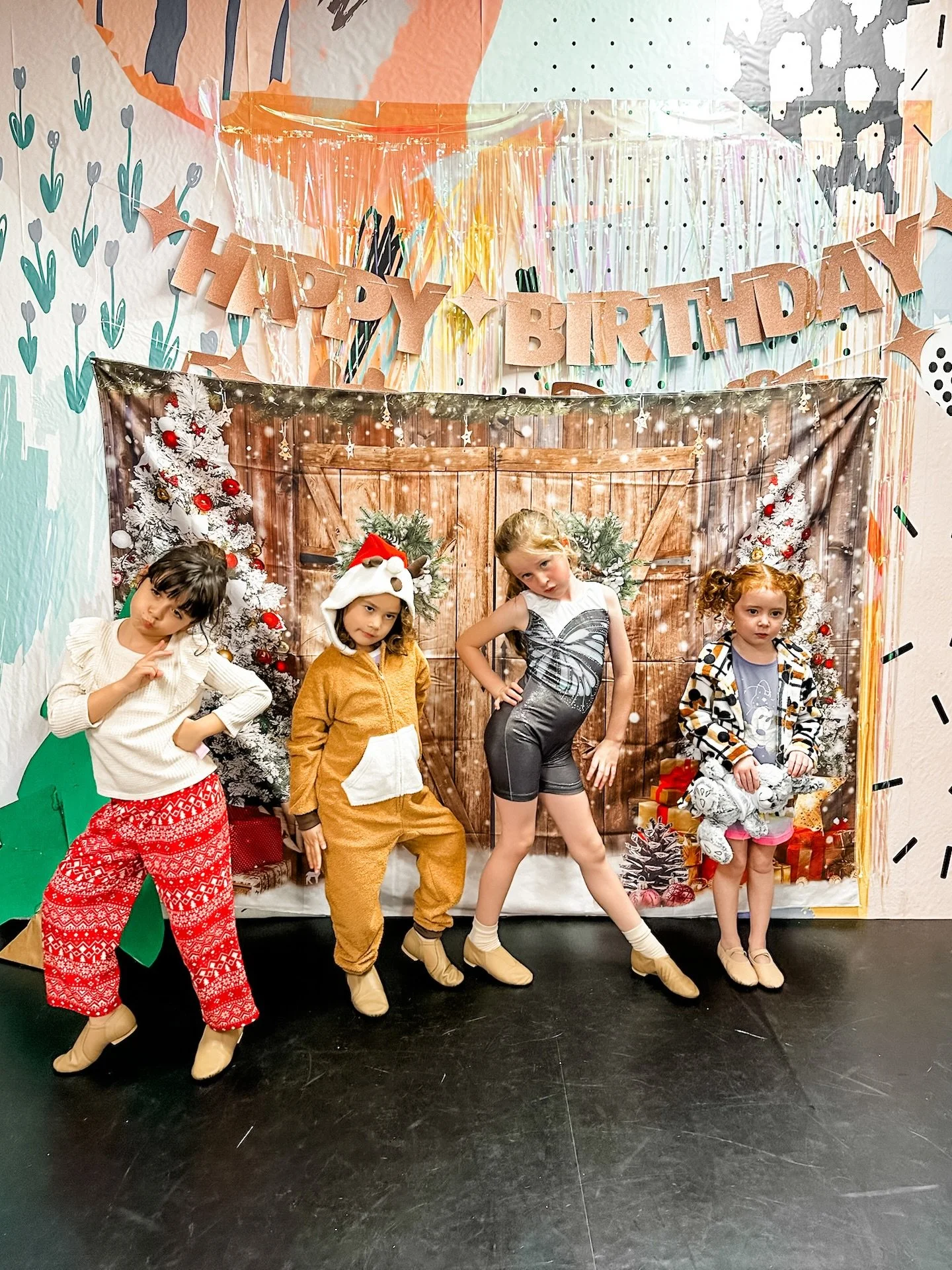 Holiday Week Highlights ✨ featuring&hellip; #onesiewednesday + alumni visiting from college!