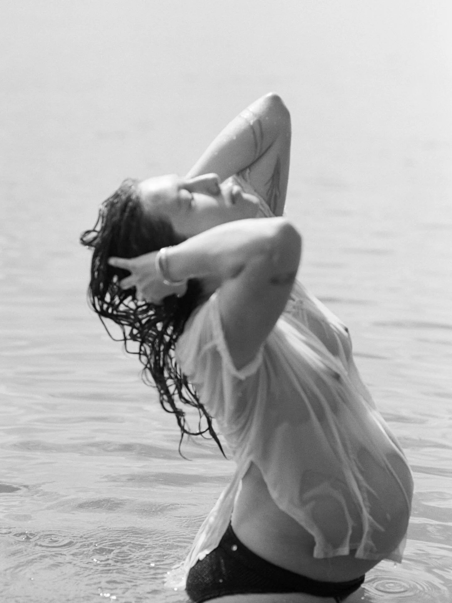 I hope I'm never asked to only photograph one thing for the rest of my career. But if I *was* it might be maternity sessions.

I love bodies. I love mothers. I love these sessions that are a celebration of both.

If you're pregnant and in the Washing