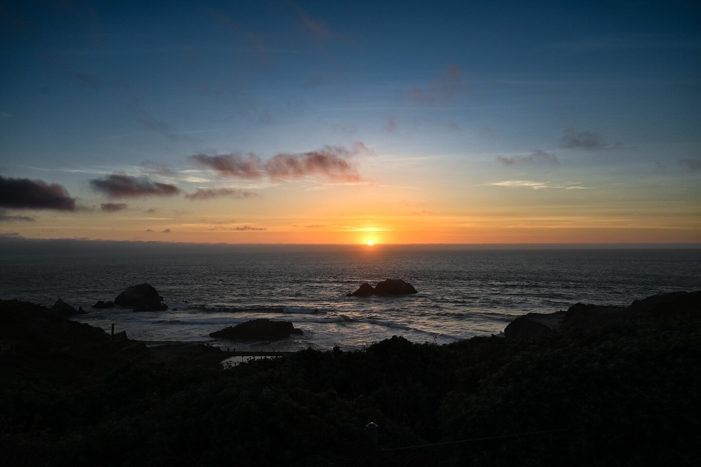 san francisco sunset ❥ from lands end lookout (march 18, 2024&ndash;an important day)

&bull;

camera: canon z5