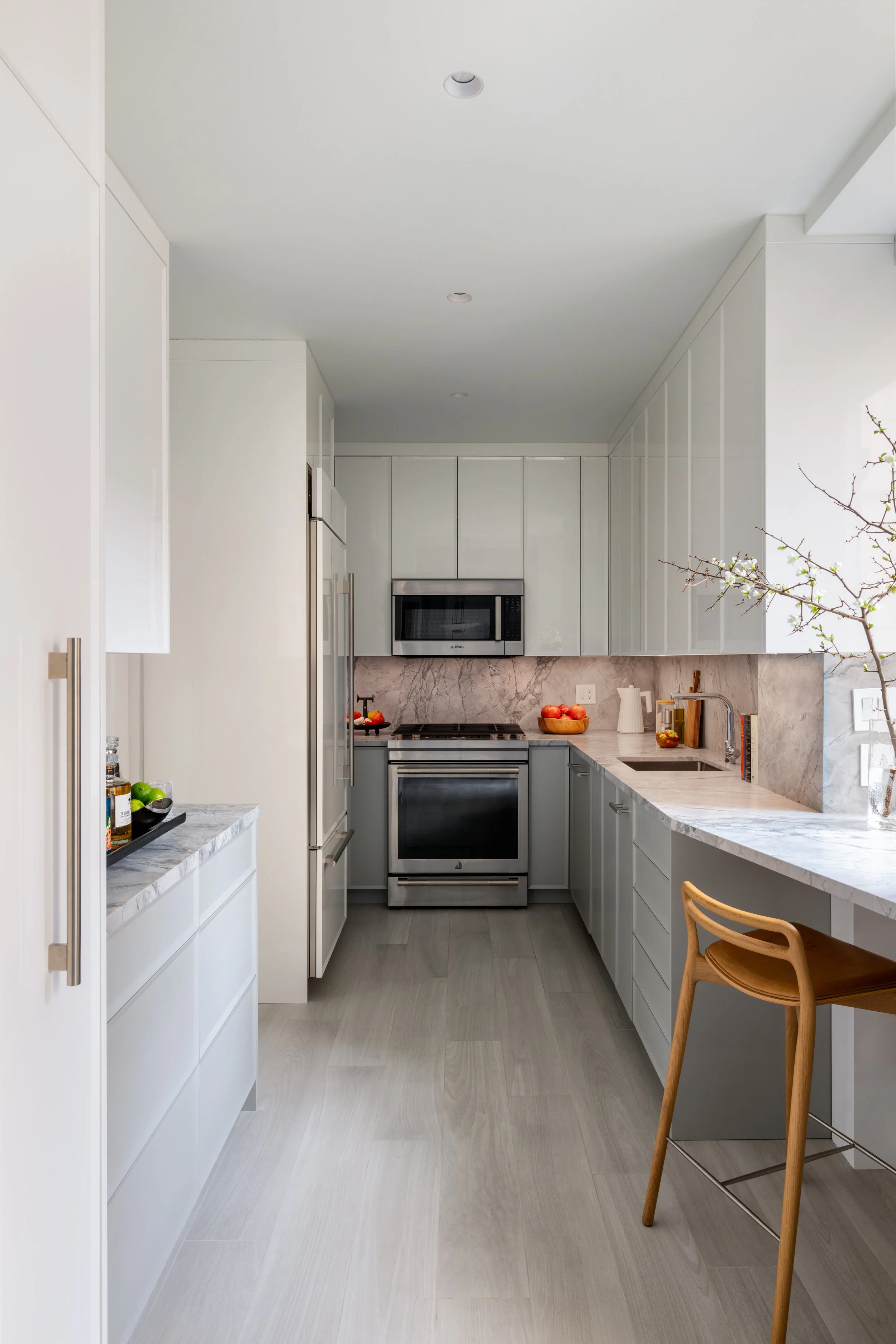 Upper East Side Kitchen & Dinette