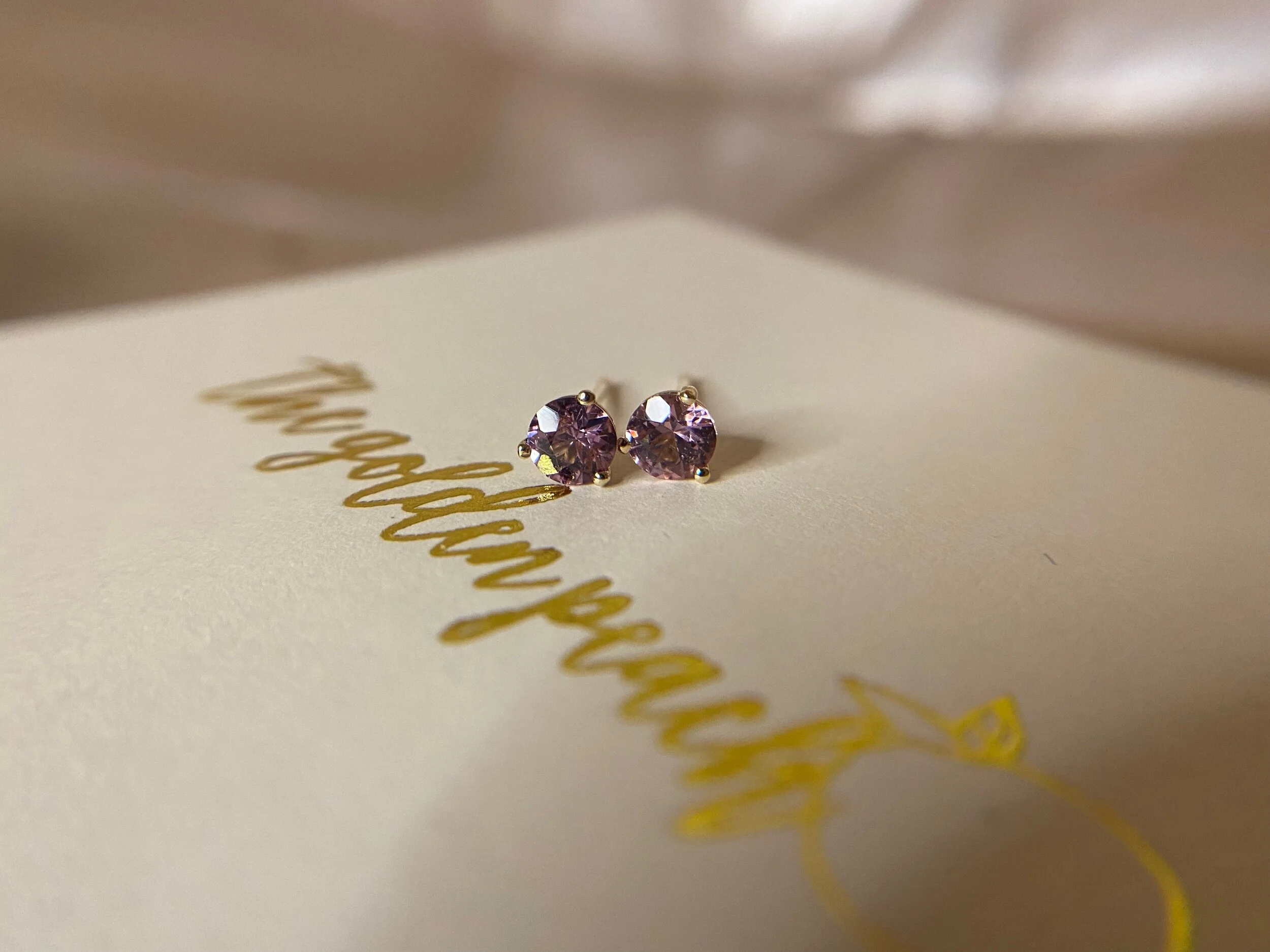 mauve pink malaya garnet gold earrings