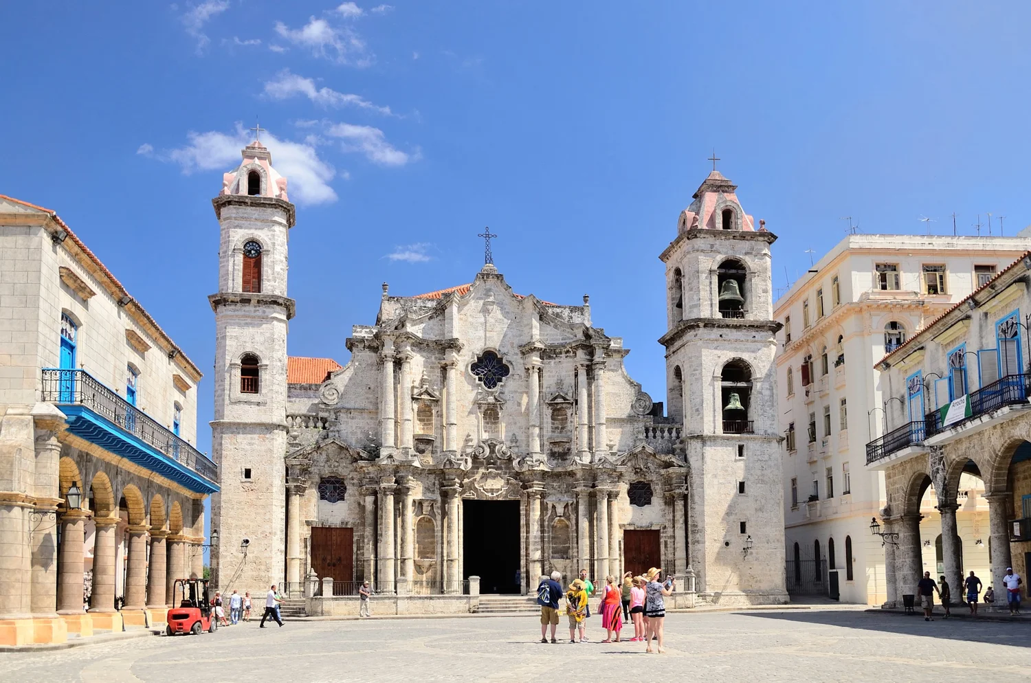 cuba-guided-by-tim-tendick-small-groups-expert-guides-guided-by