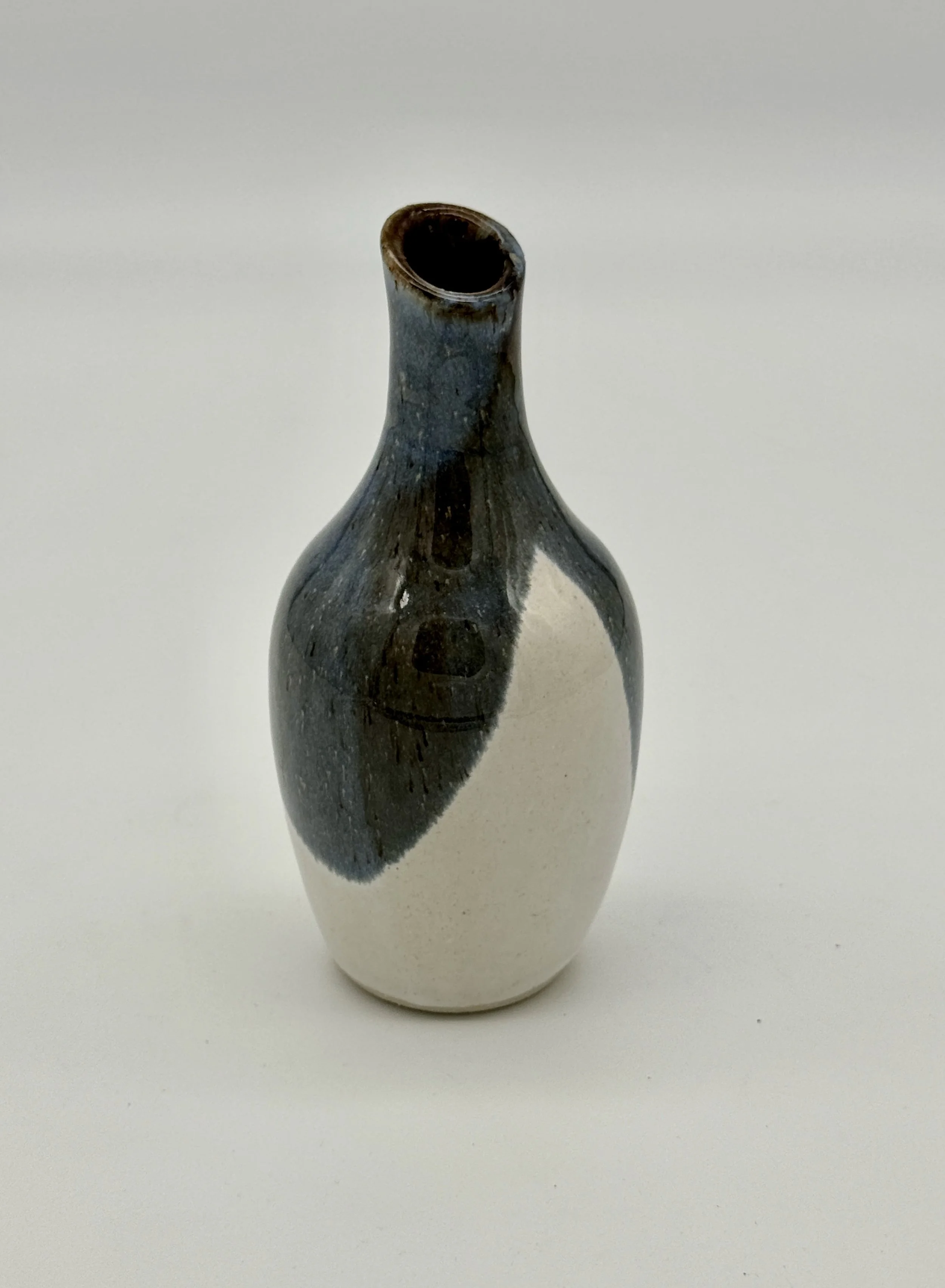 vase small tin, dip.jpeg