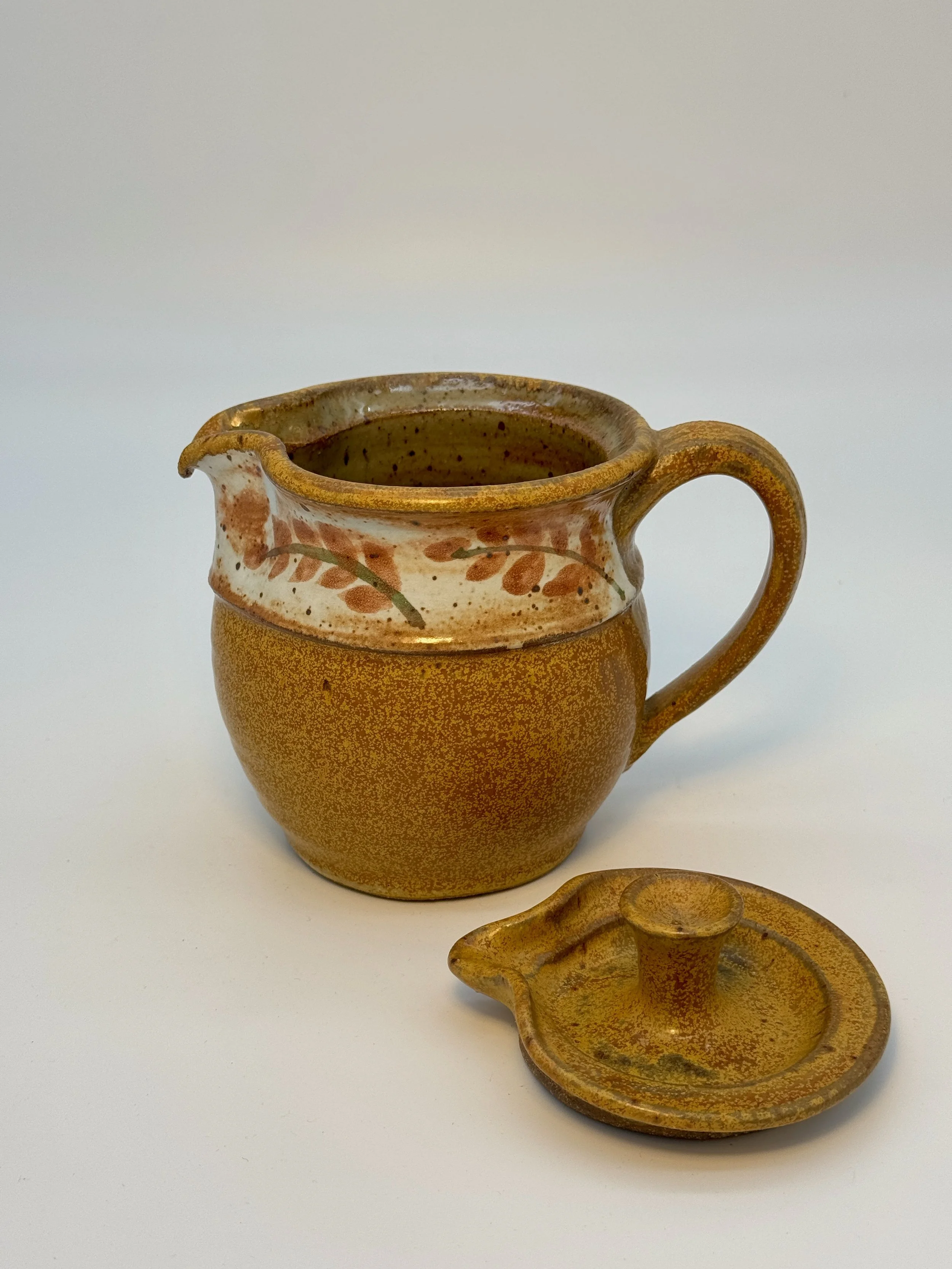 pitcher sm round lidded2.jpeg