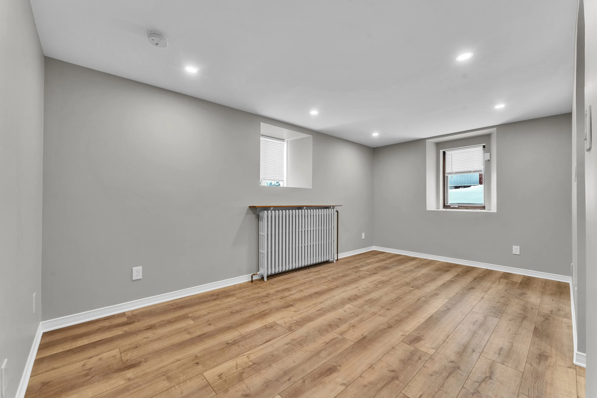 97 Concord Street North Ottawa University Rent