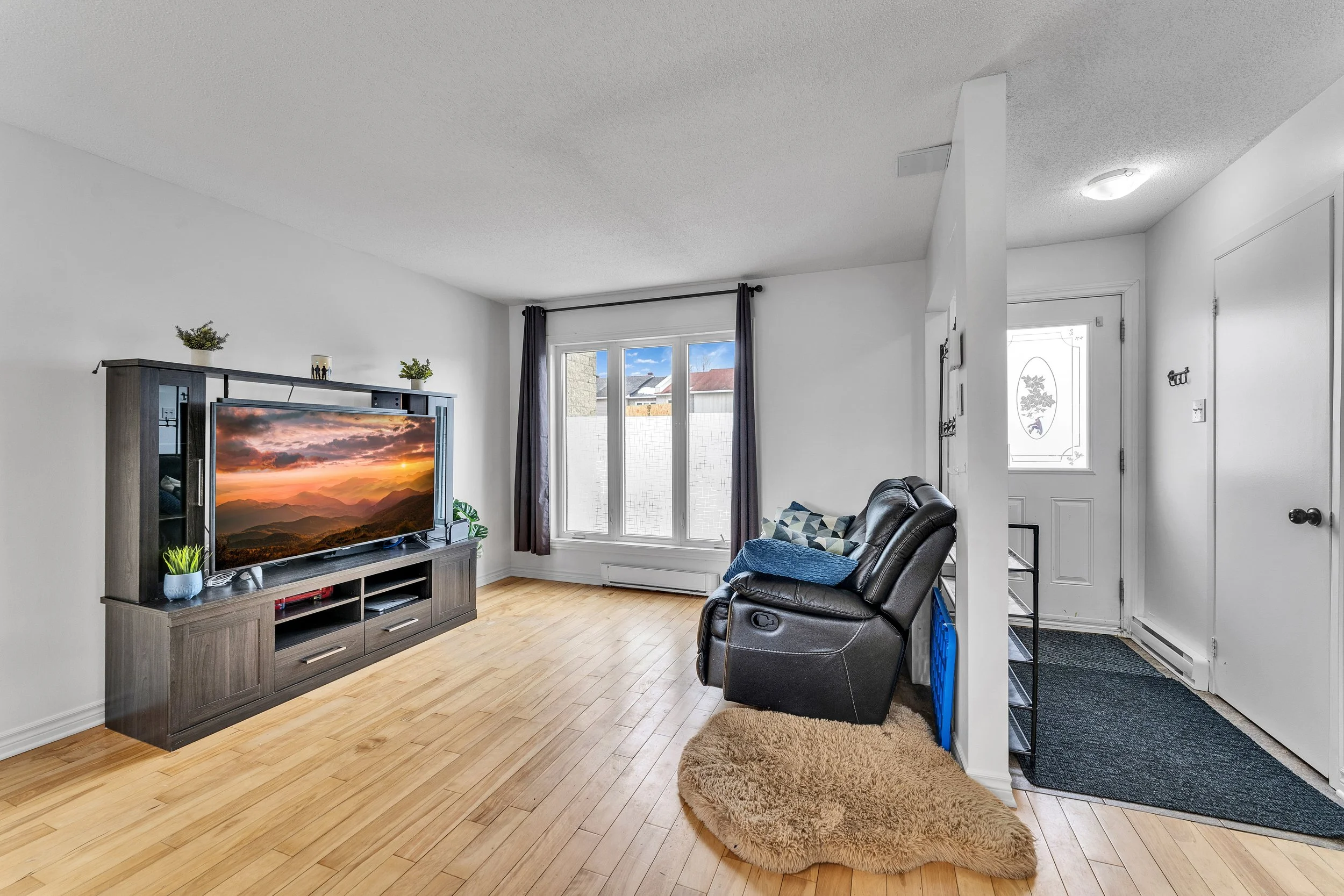 355-rue-jules-bordet-gatineau-real-estate-photography-nvision3d-13.jpg