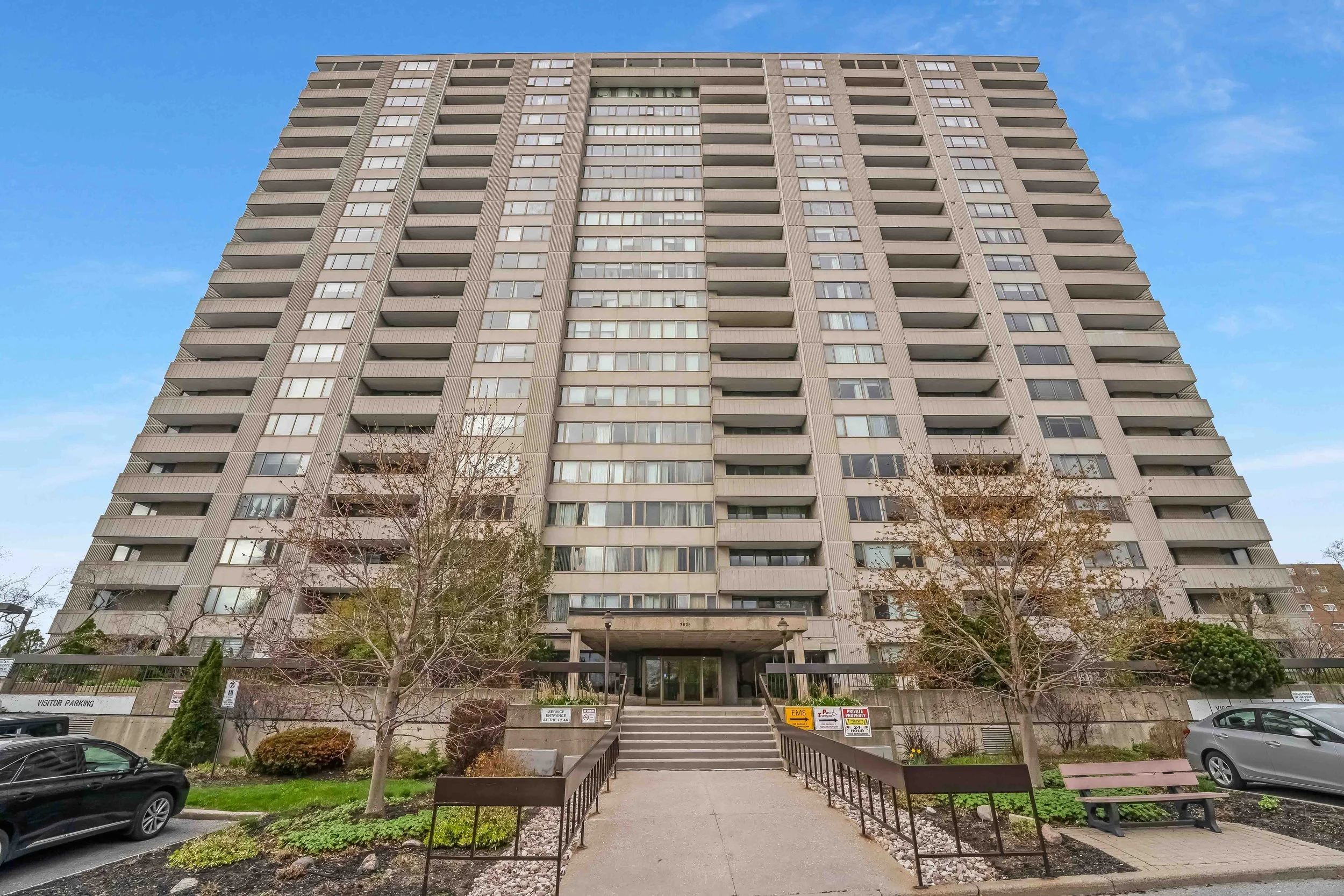 2625 Regina Street Apartment For Sale in Ottawa 