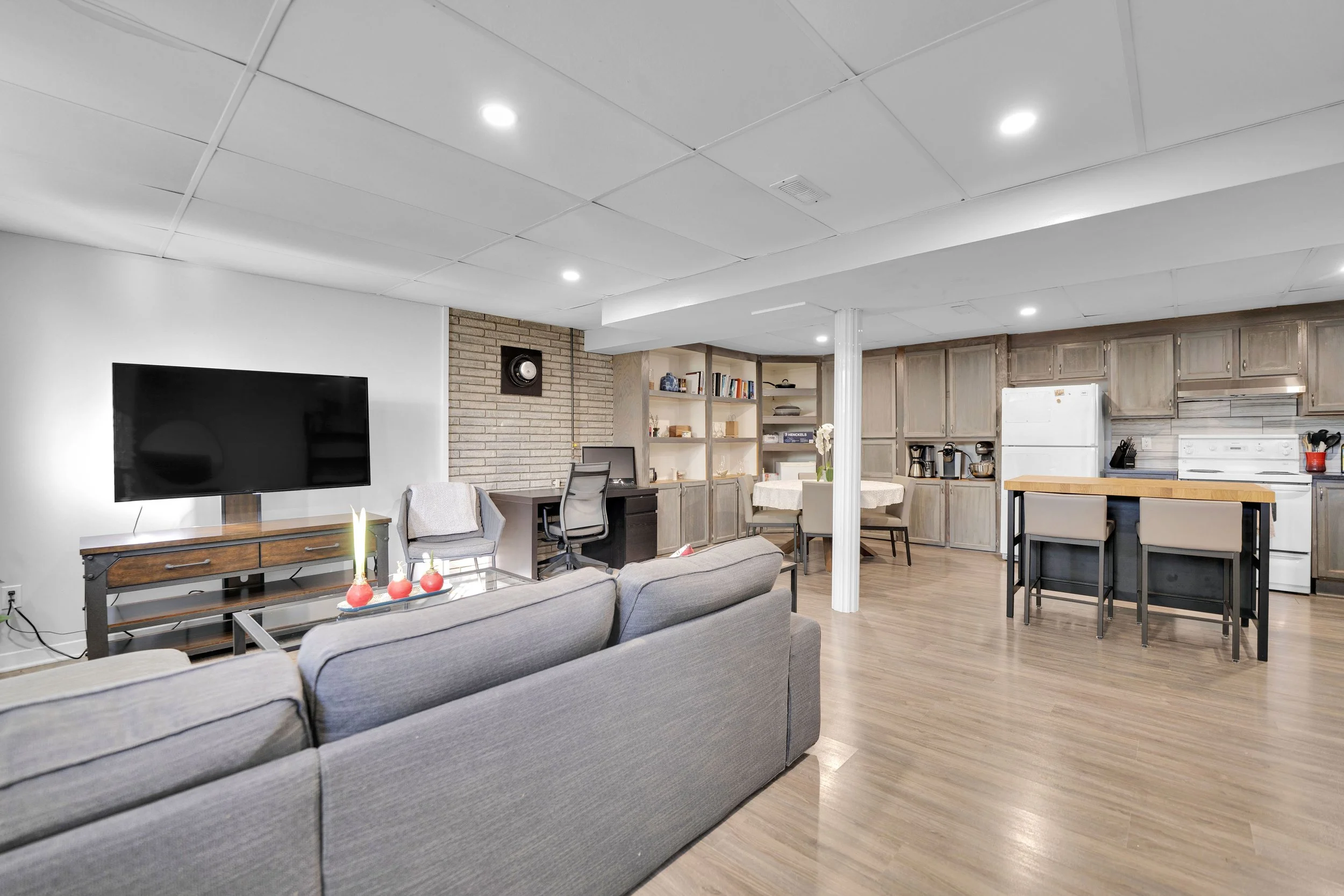 Russel Ontario Real Estate Photography Services