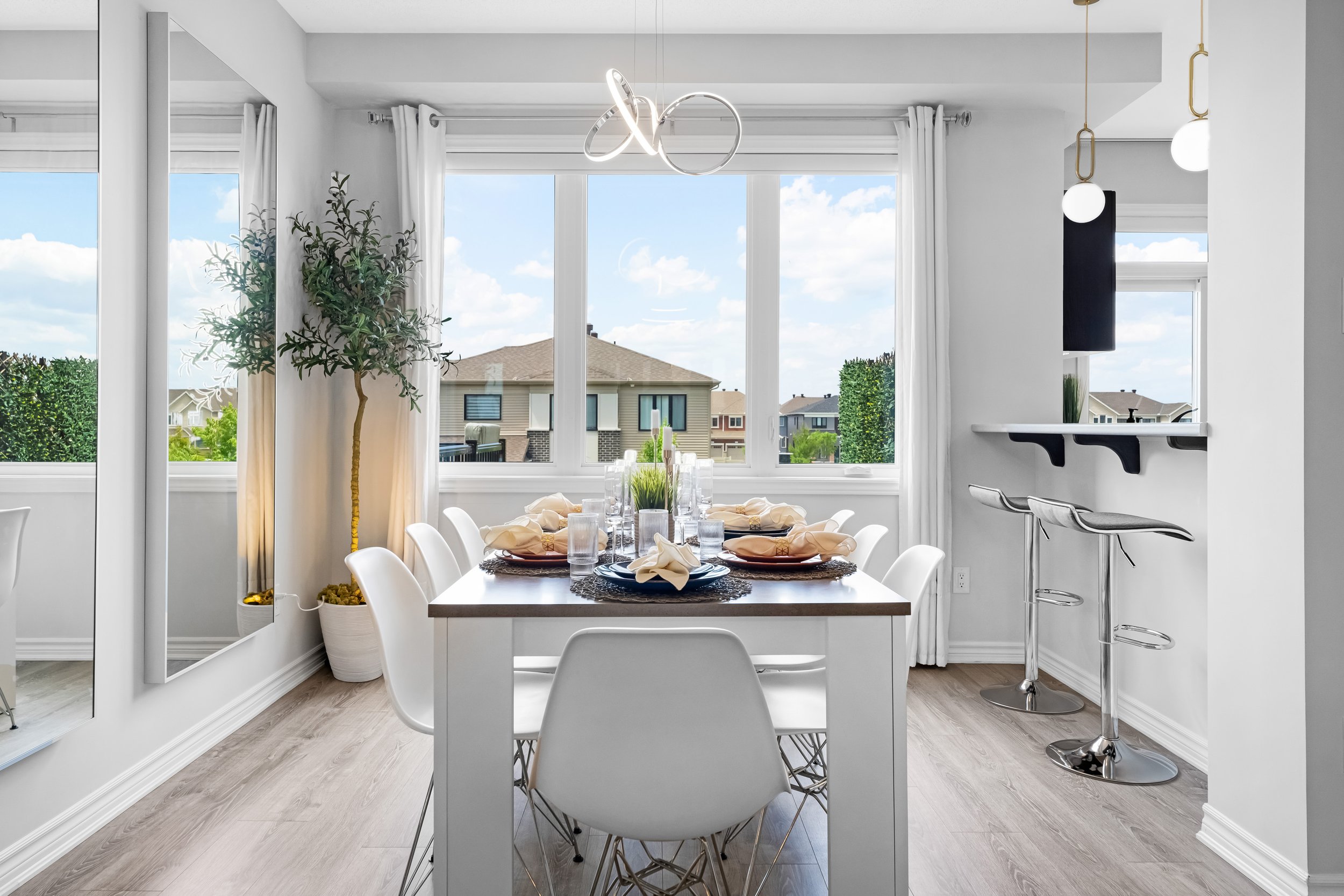 Ottawa Airbnb Photography 618 Bellatrix Walk