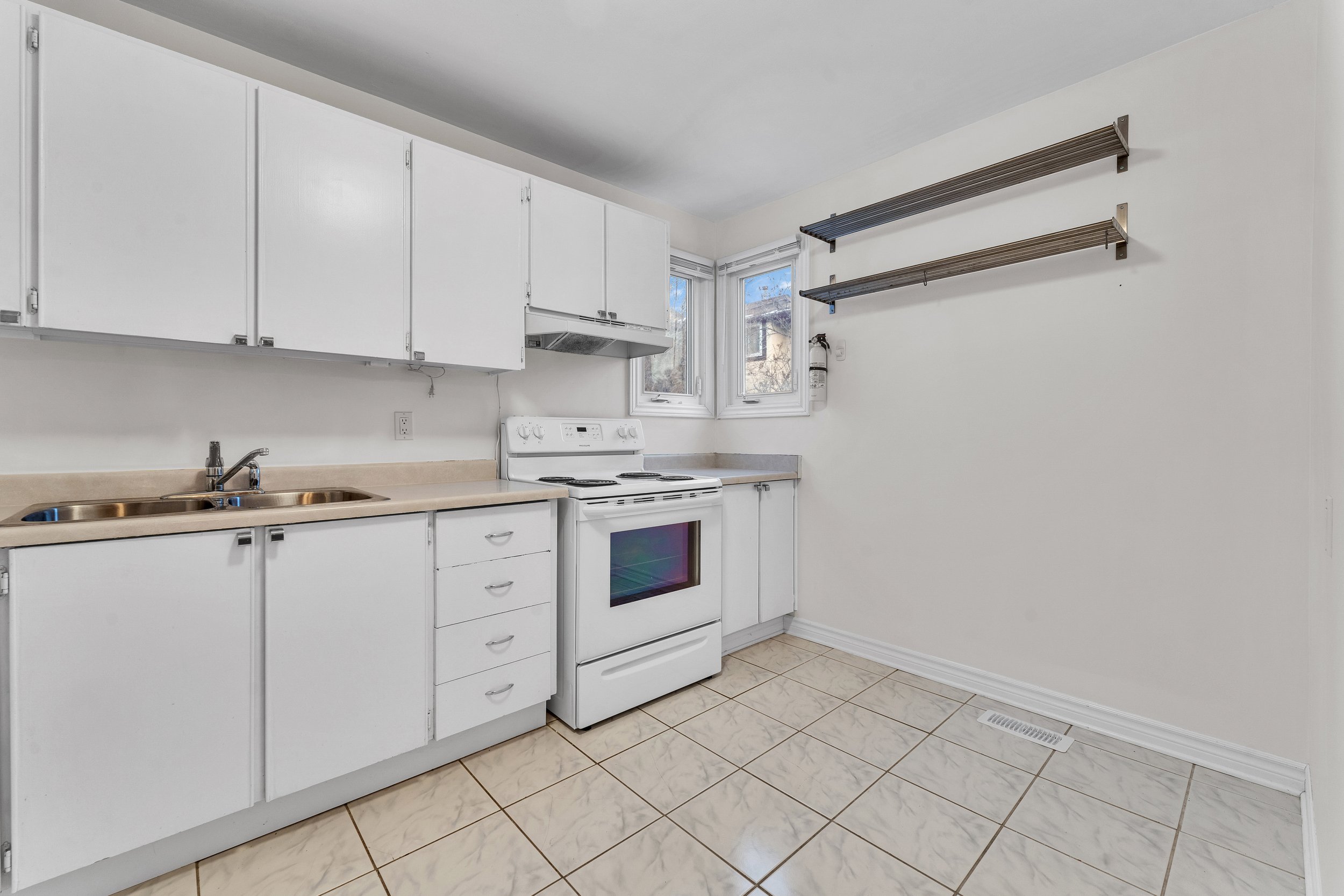 South Keys 61-3344 Uplands Drive Real Estate Media in Ottawa