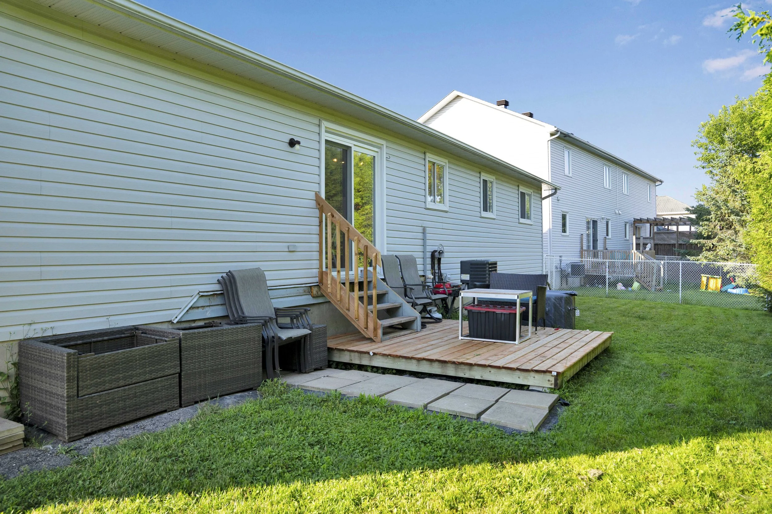 Russel Ontario Real Estate Photography Services