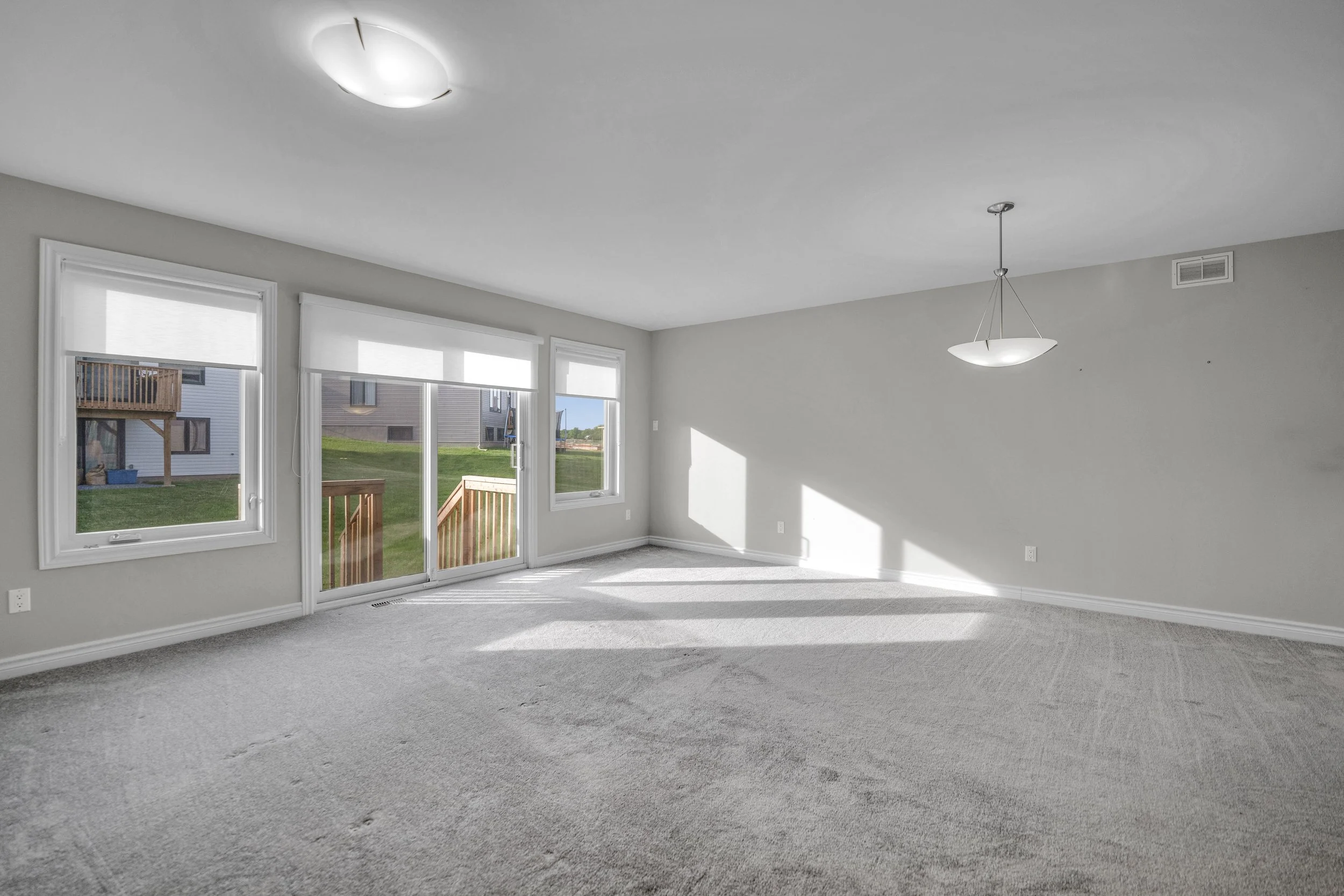 NVISION-3D-Real-Estate-Media-Ottawa-54-Gtiffith-wy-14.jpg
