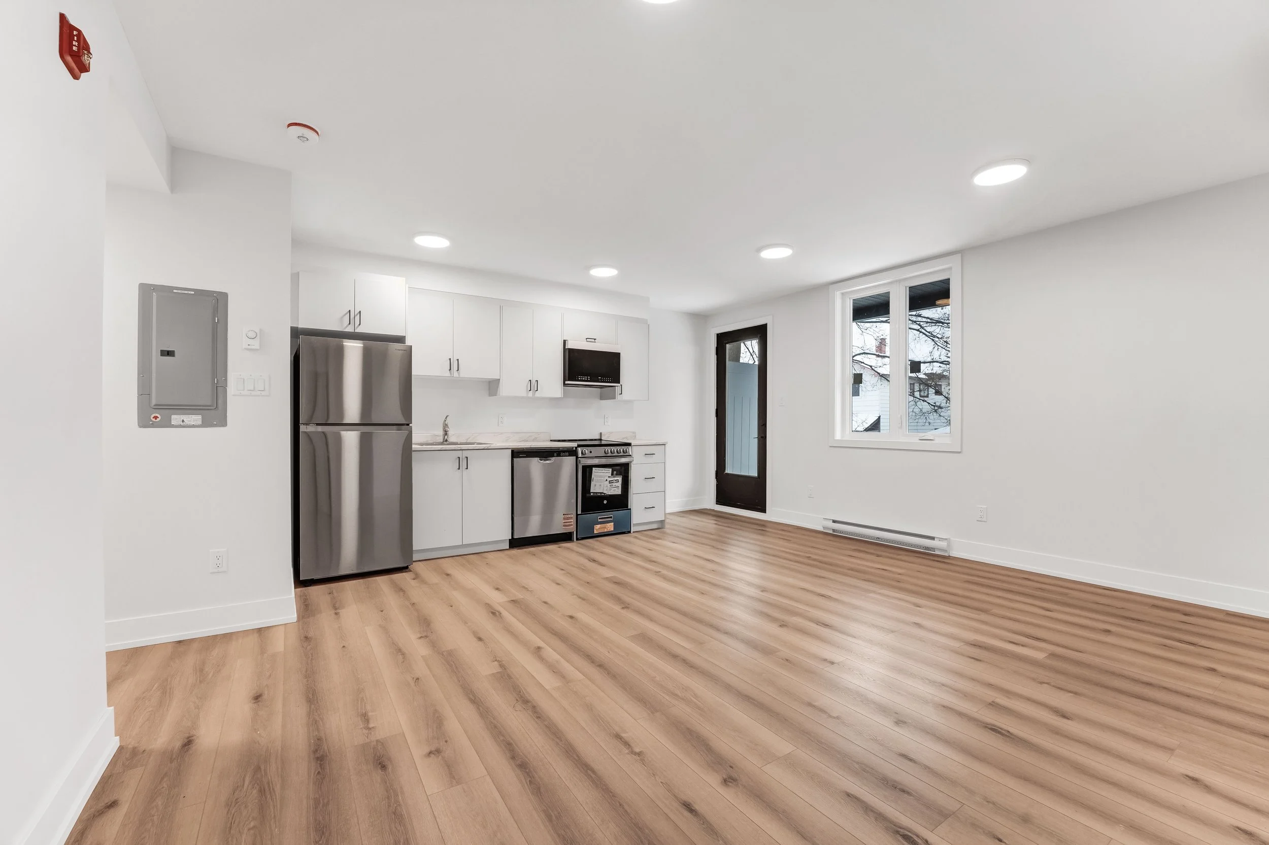 252 Hinchey Avenue Ottawa NVISION 3D Real Estate Photography5.jpg