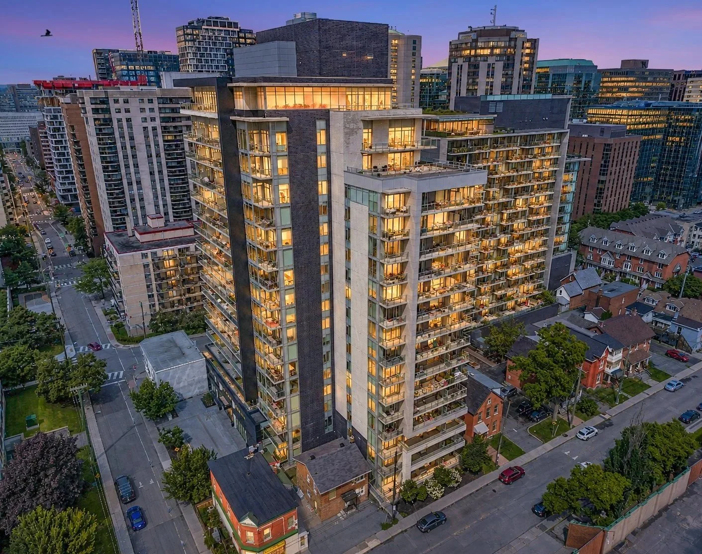 255-bay-street-unit-309-drone