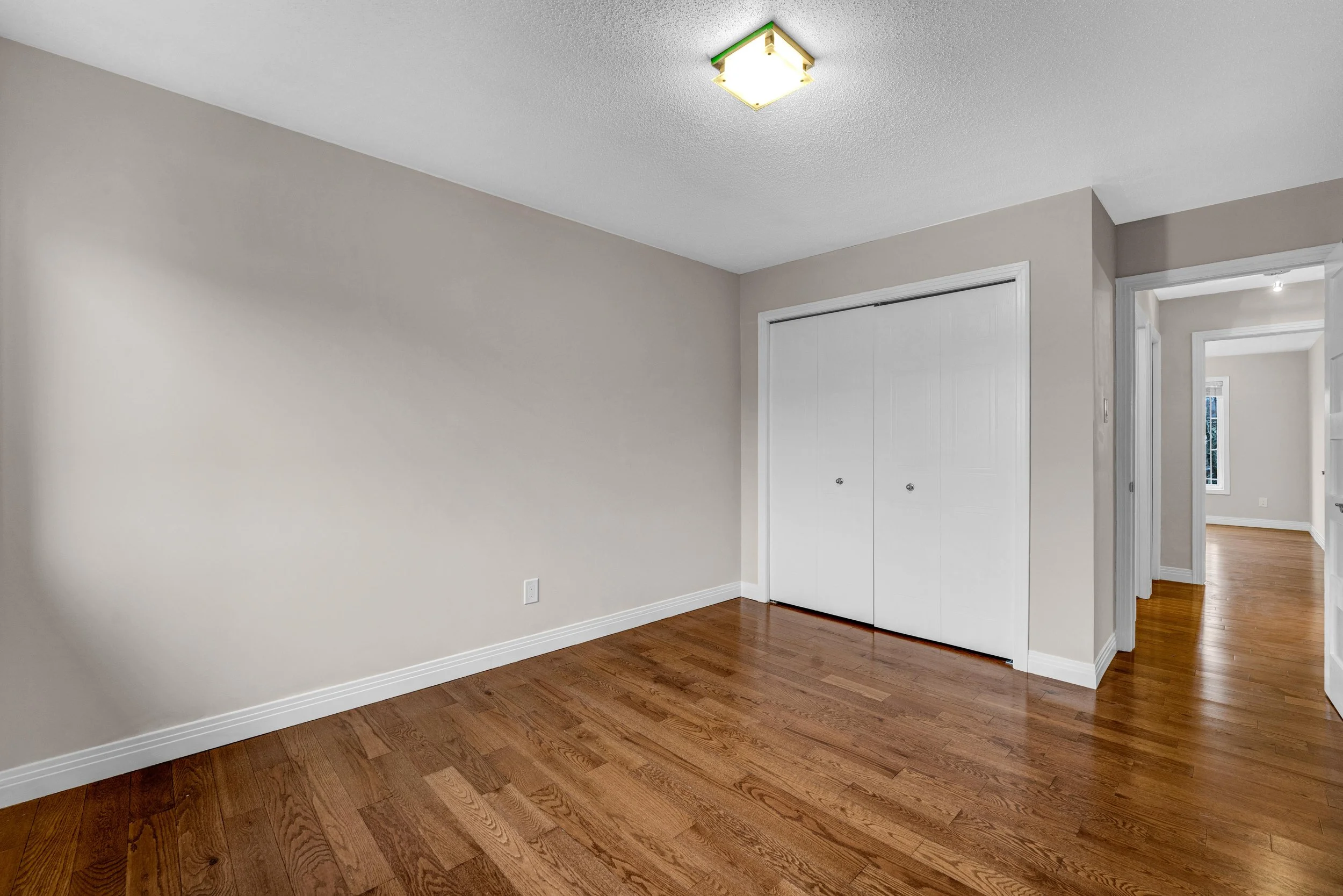 Ottawa-Real-Estate-Photography-945-Cahil-Drive-West-nvision3d-24.jpg