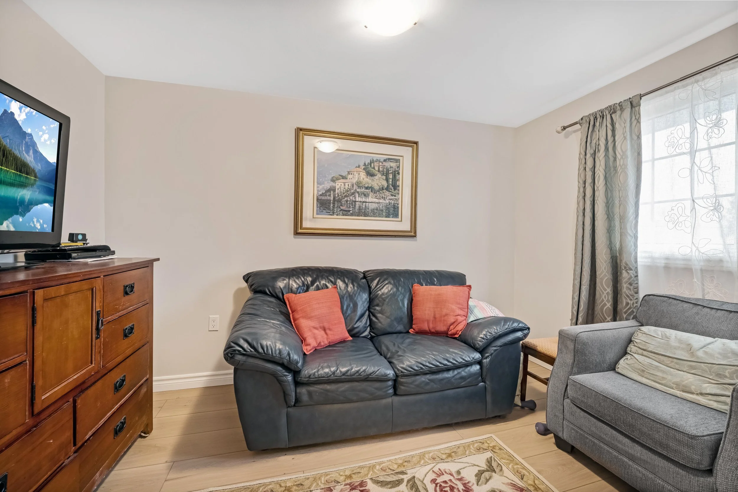 Renfrew Real Estate Photography Services