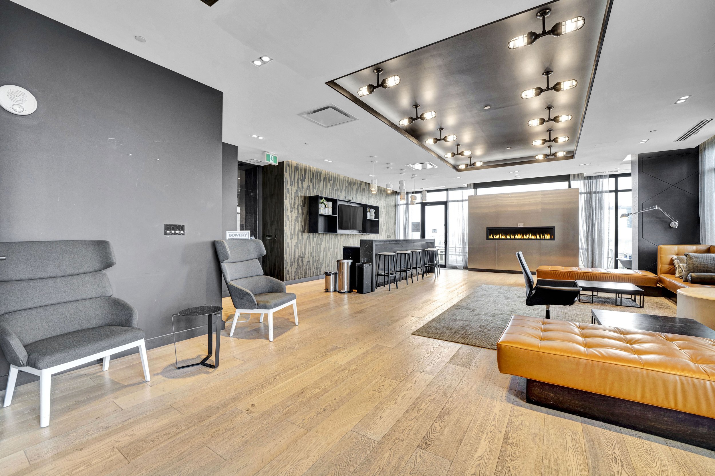 255-bay-street-unit-309