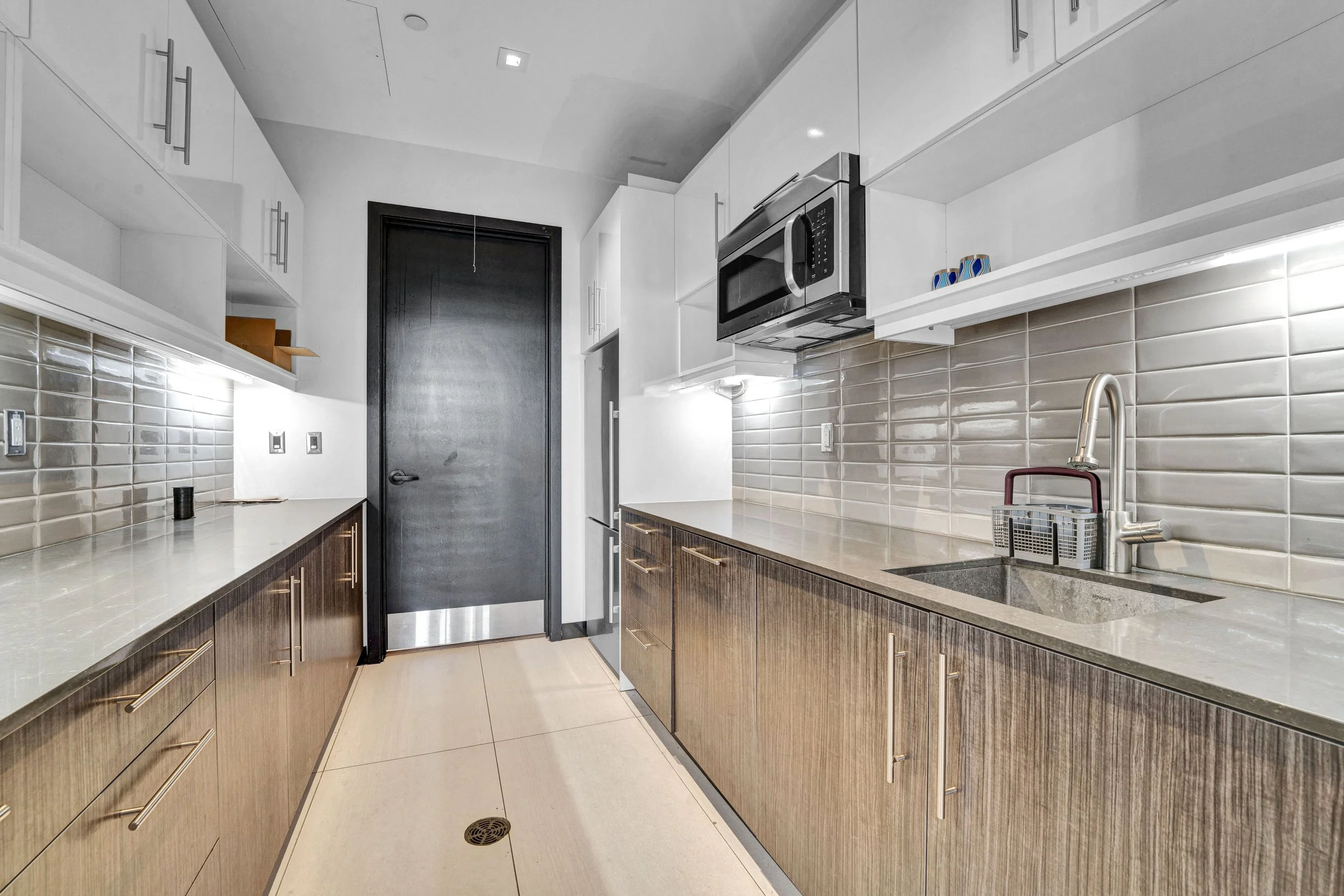 255-bay-street-unit-309