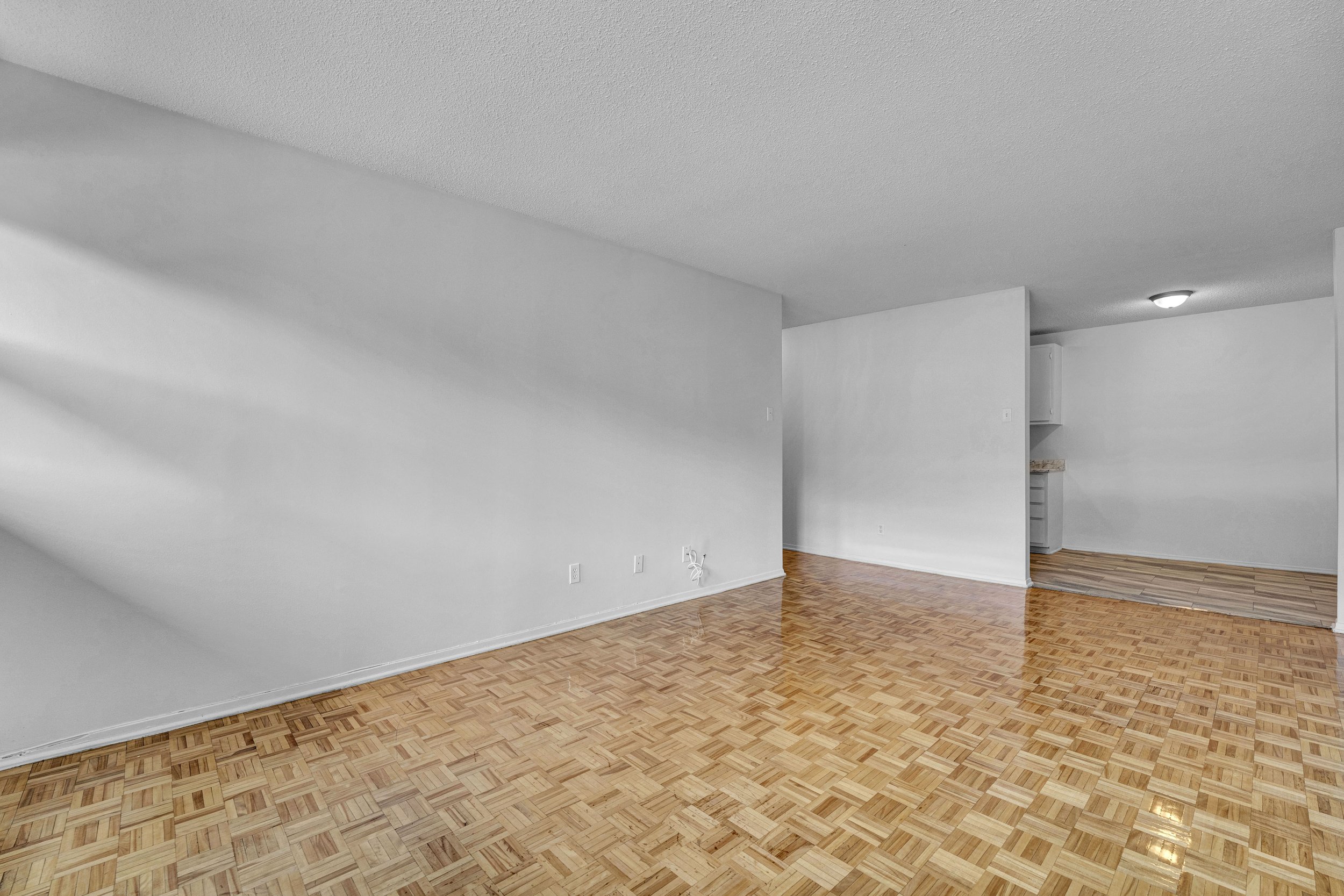 Welcome to the photography portfolio for 40, 45, and 55 Charles-Albanel, located in the Mont-Bleu area. Captured by Nvision 3D, this visual gallery highlights the interior layouts, finishes, unit spaces, and common areas of these modern multi-family 