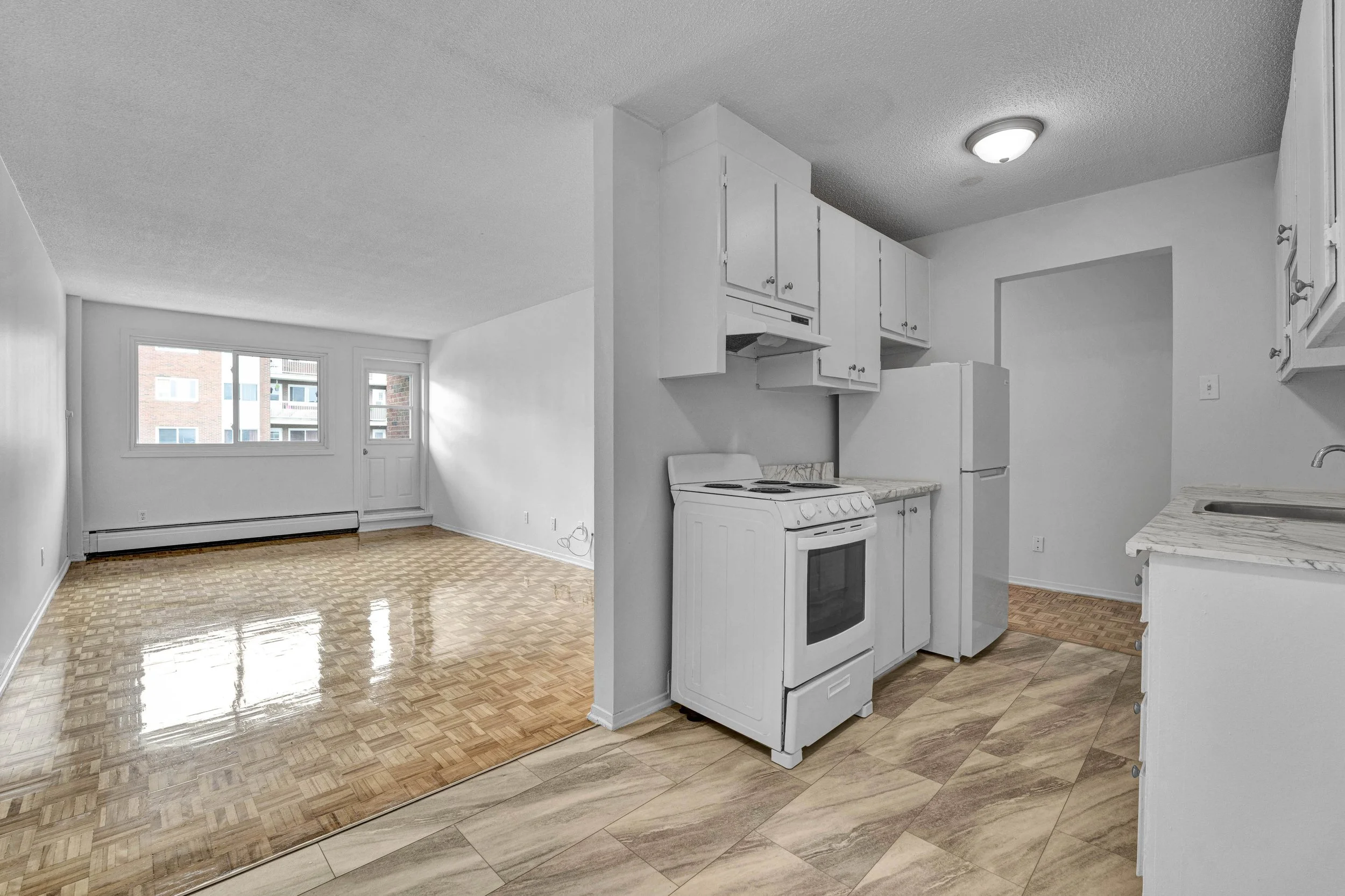 Welcome to the photography portfolio for 40, 45, and 55 Charles-Albanel, located in the Mont-Bleu area. Captured by Nvision 3D, this visual gallery highlights the interior layouts, finishes, unit spaces, and common areas of these modern multi-family 