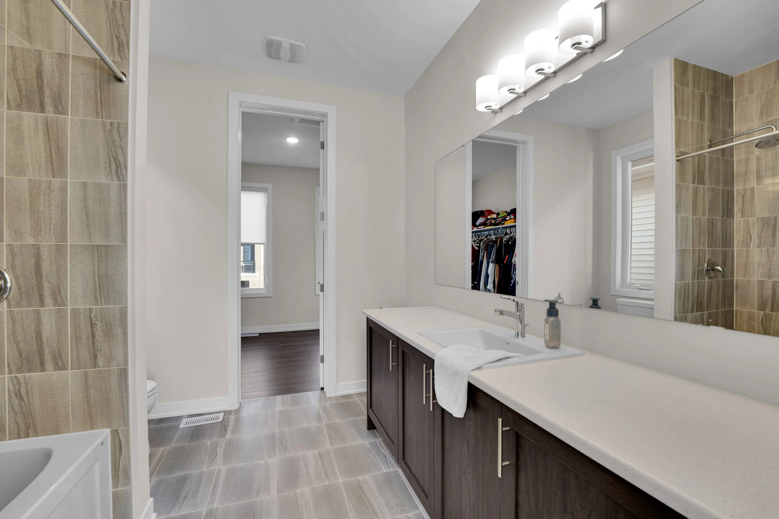 NVISION-3D-Real-Estate-Media-Ottawa-364-peninsula-road-24.jpg