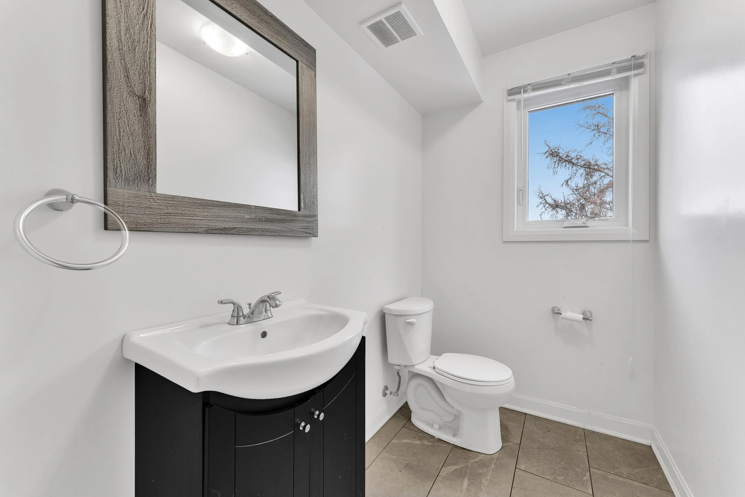 52 Ontario Street For Rent in Ottawa Real Estate Photography NV3D