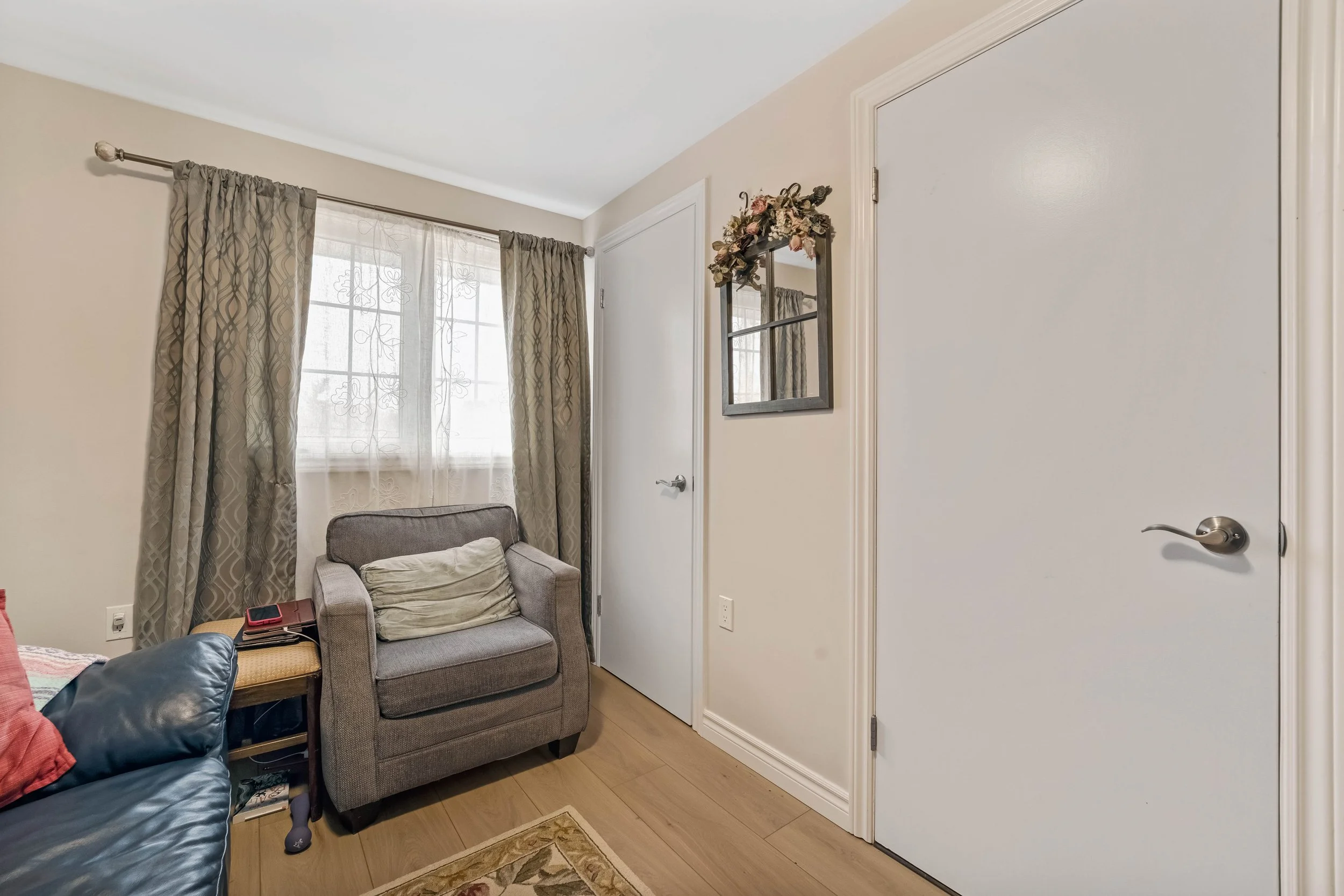 Renfrew Real Estate Photography Services