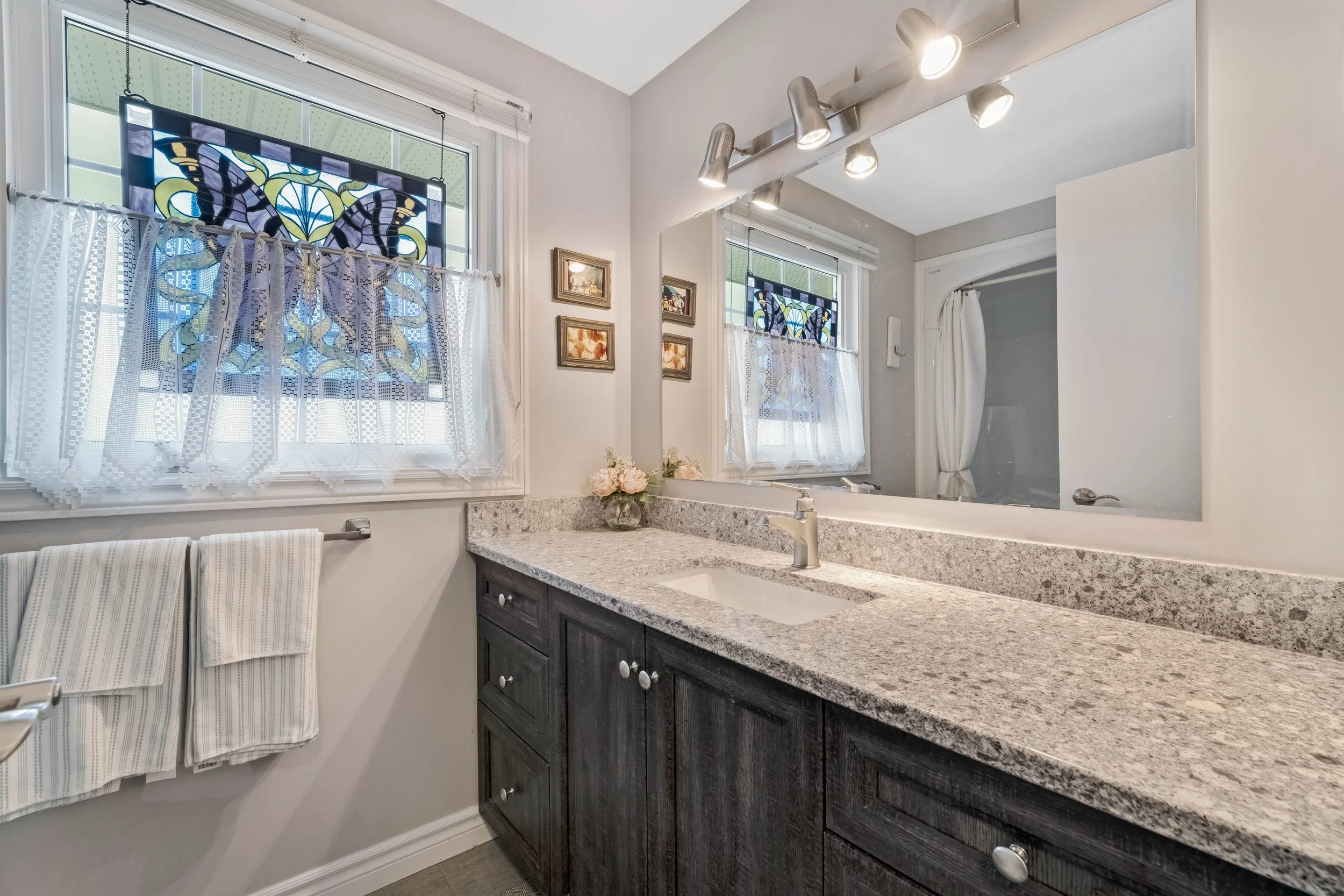 Renfrew Real Estate Photography Services