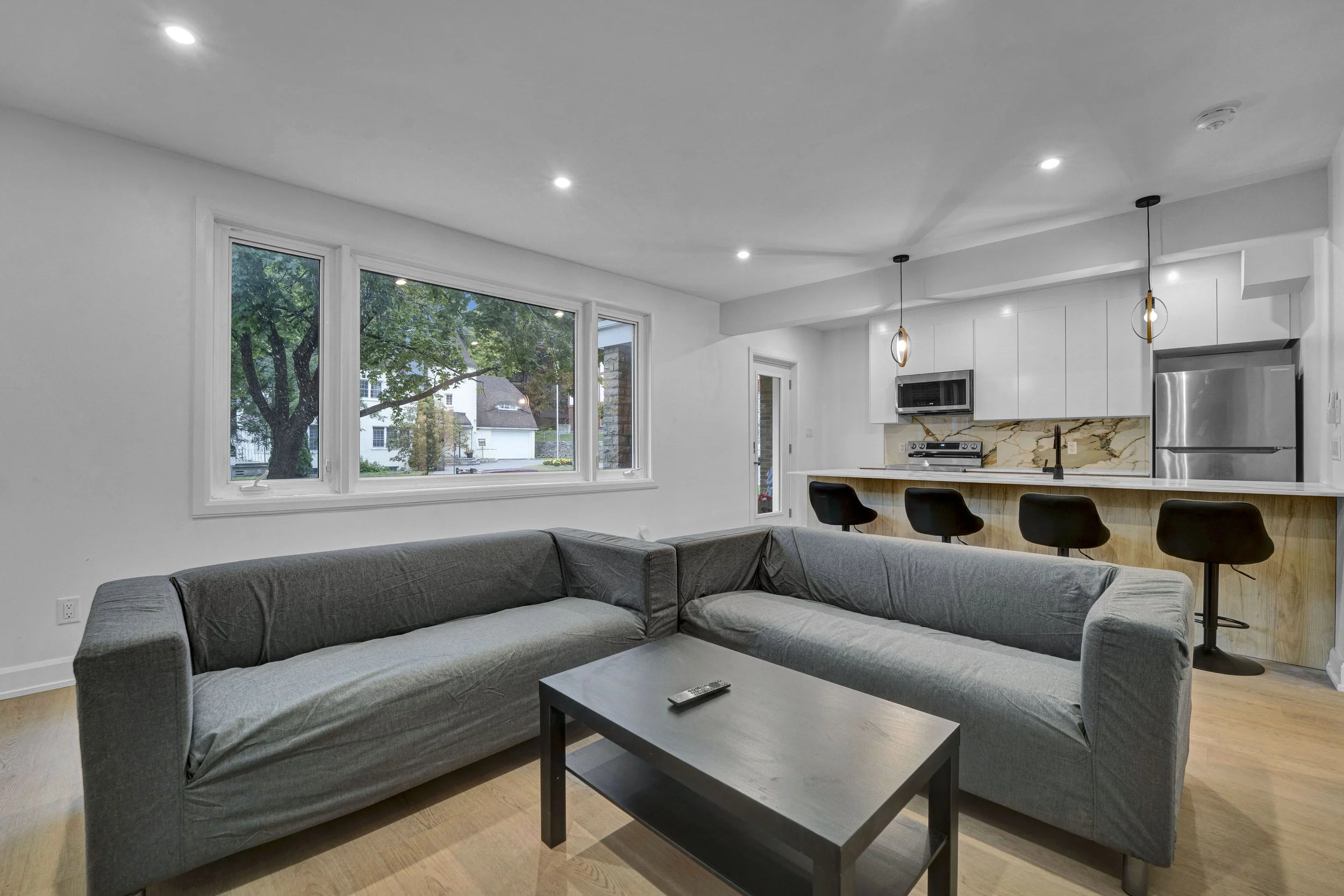 39-goulburn-avenue-sandy-hill-suite-3-8.jpg