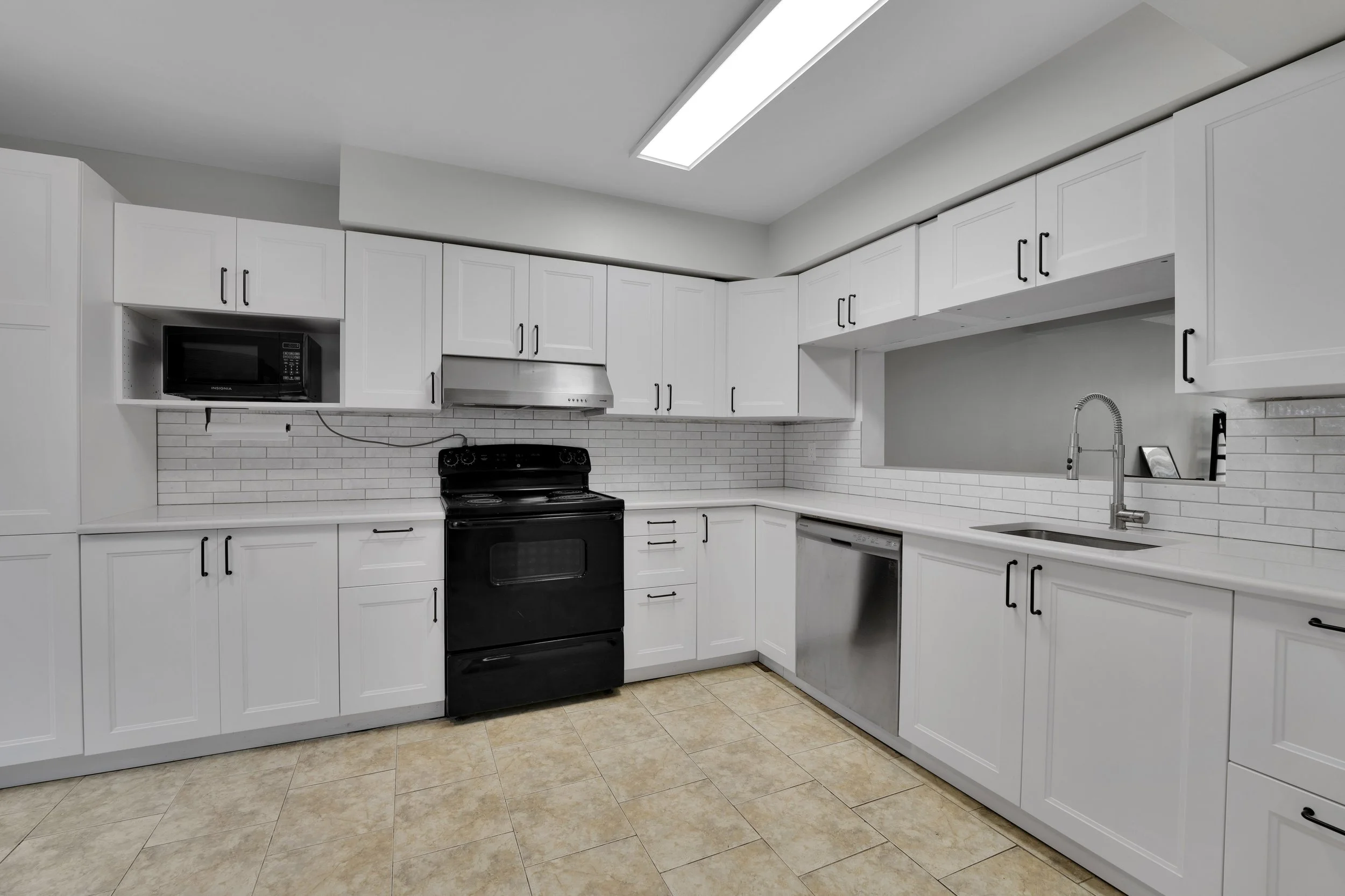 nvision-3d-real-estate-media-ottawa-282c-dalehurst-drive (4).jpg