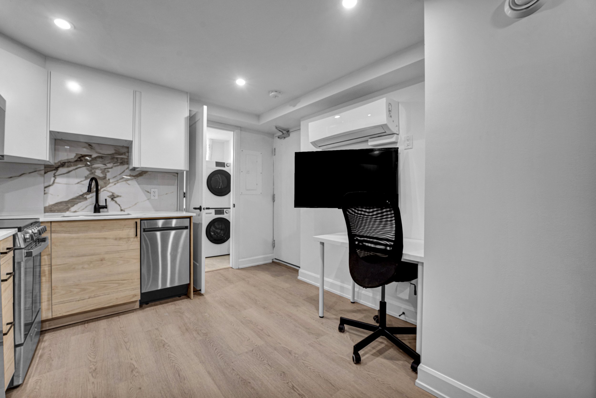 39-goulburn-avenue-sandy-hill-suite-4-6.jpg