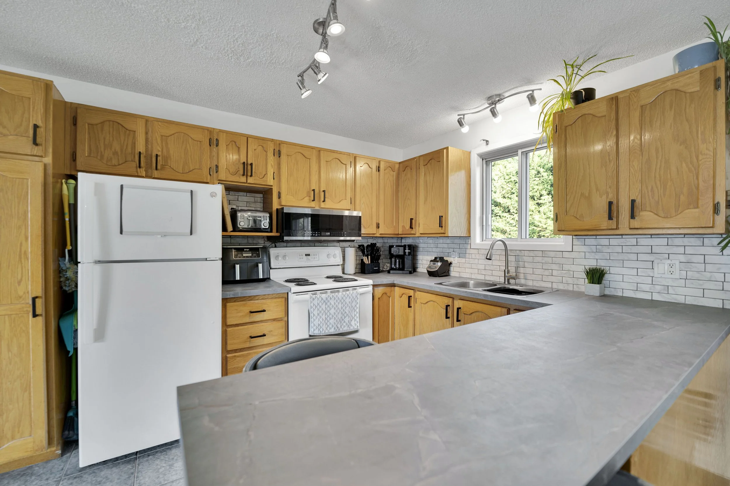 Russel Ontario Real Estate Photography