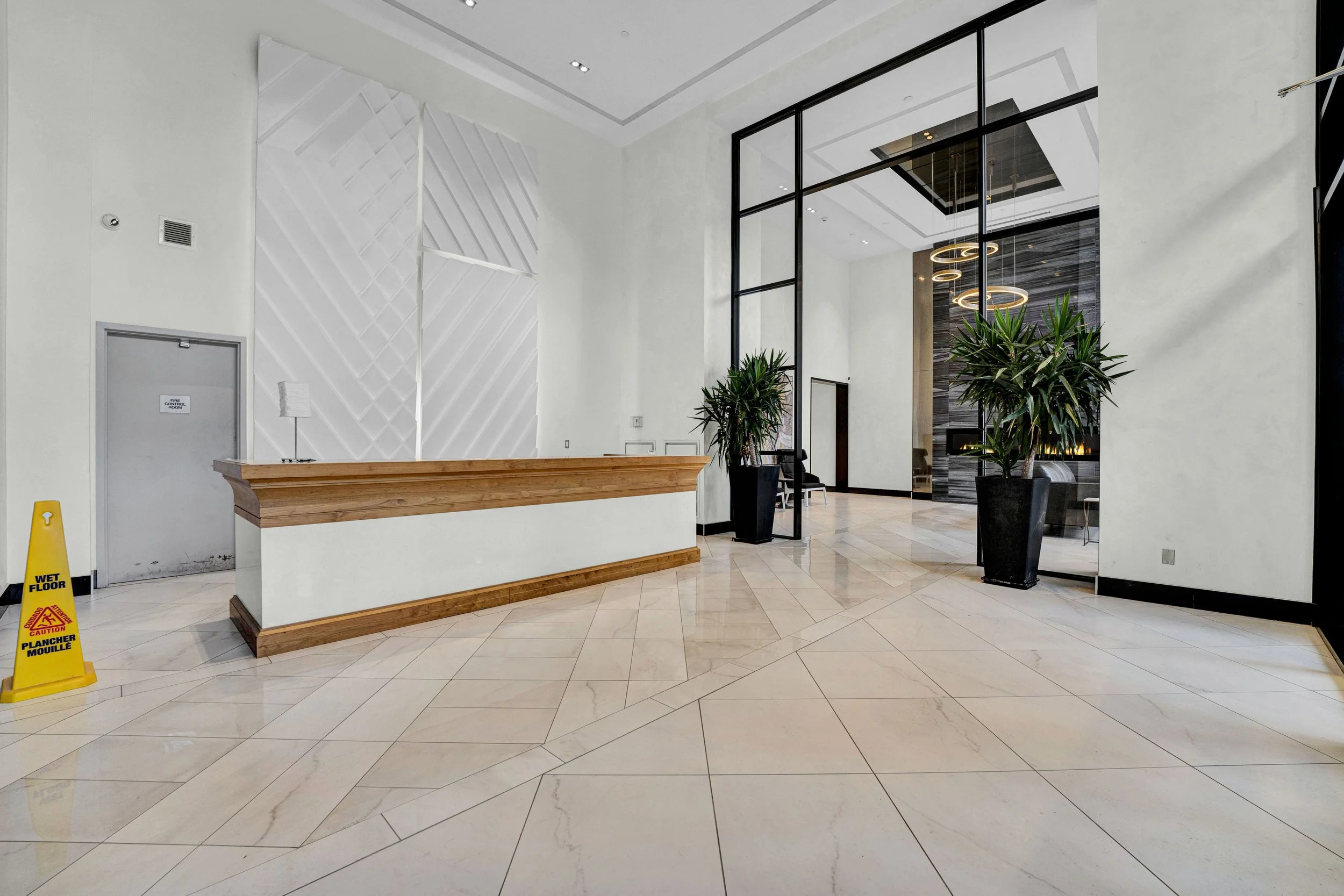 255-bay-street-unit-309-lobby