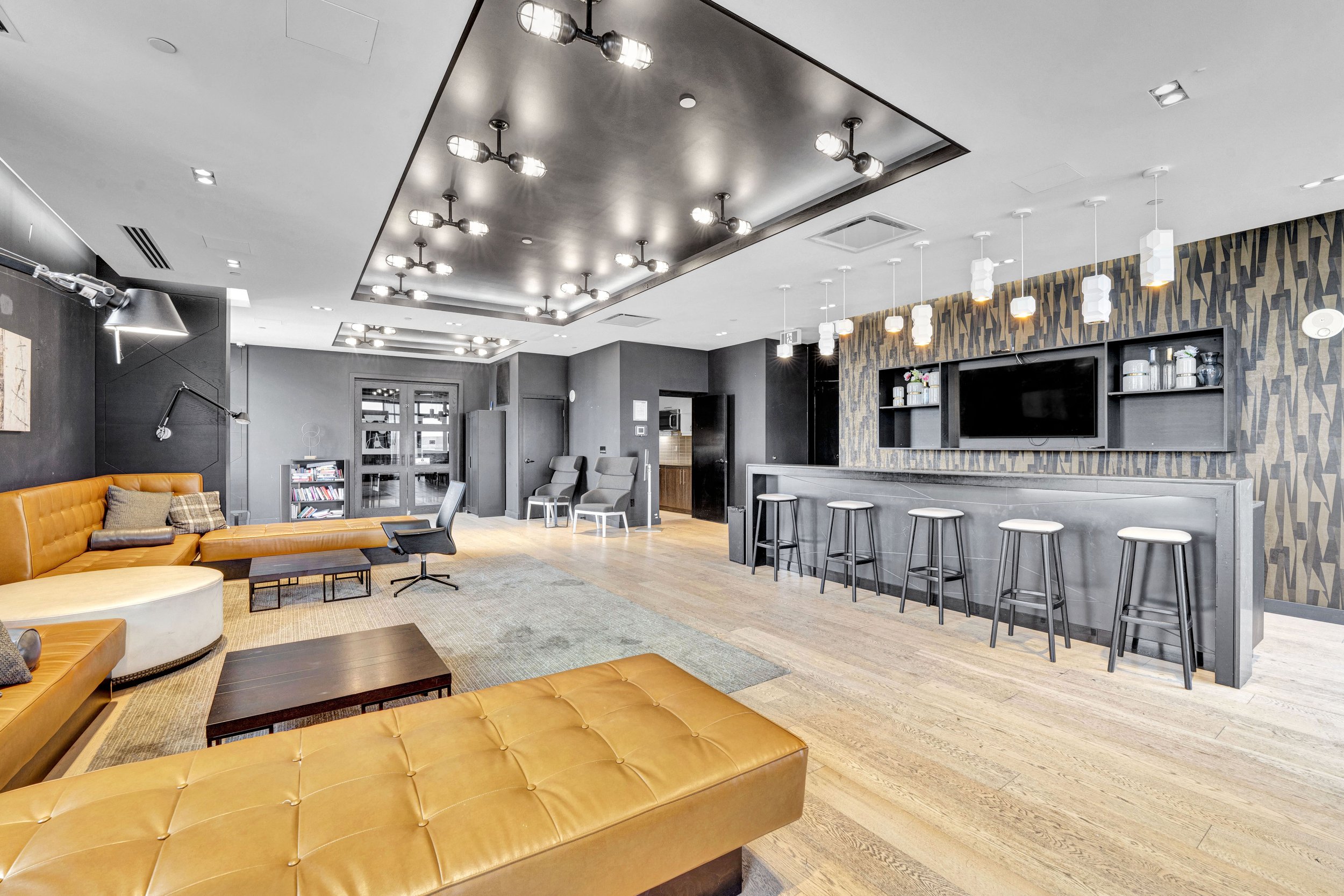 255-bay-street-unit-309