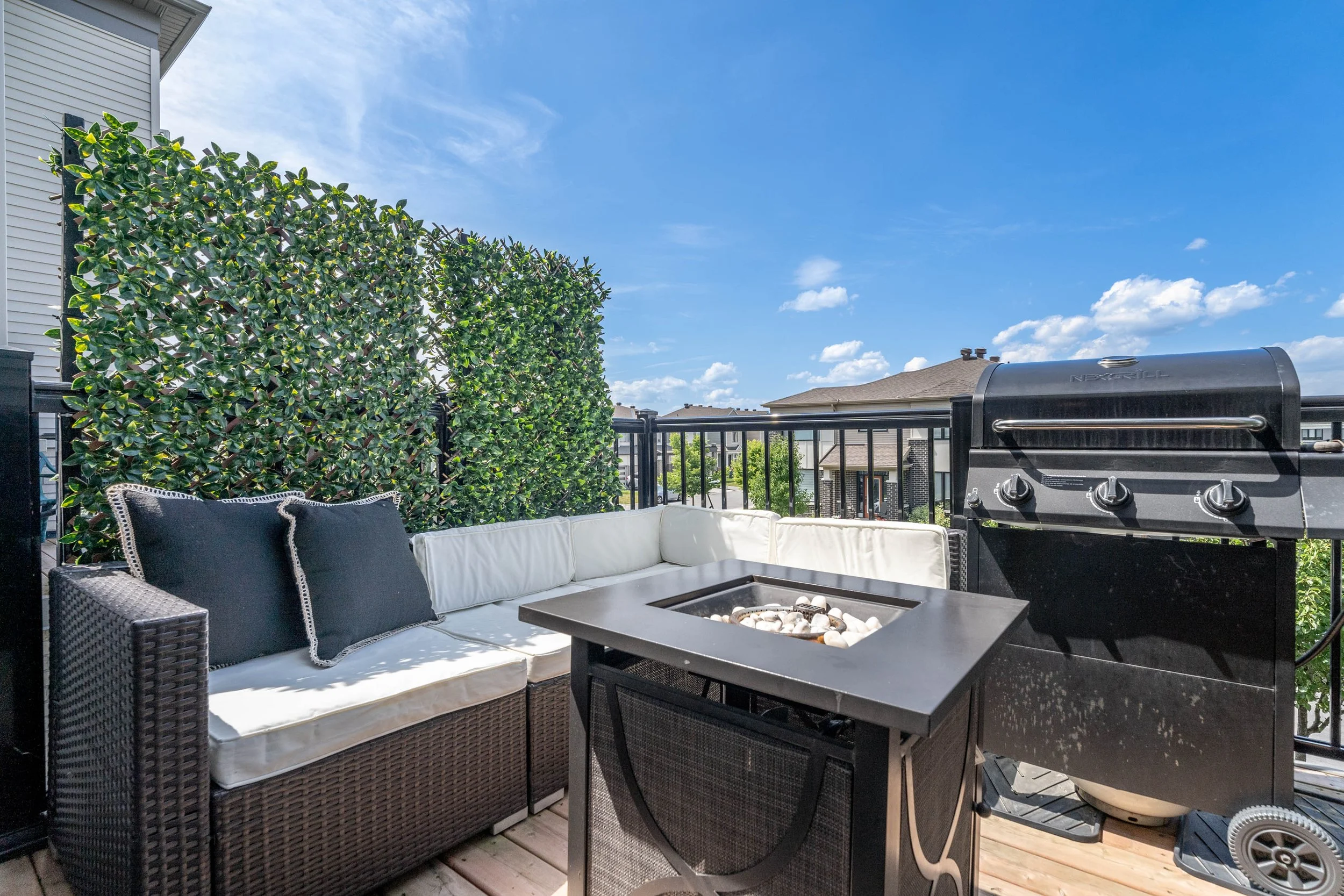 618 Bellatrix Walk AirBNB Photography in Ottawa41.jpg