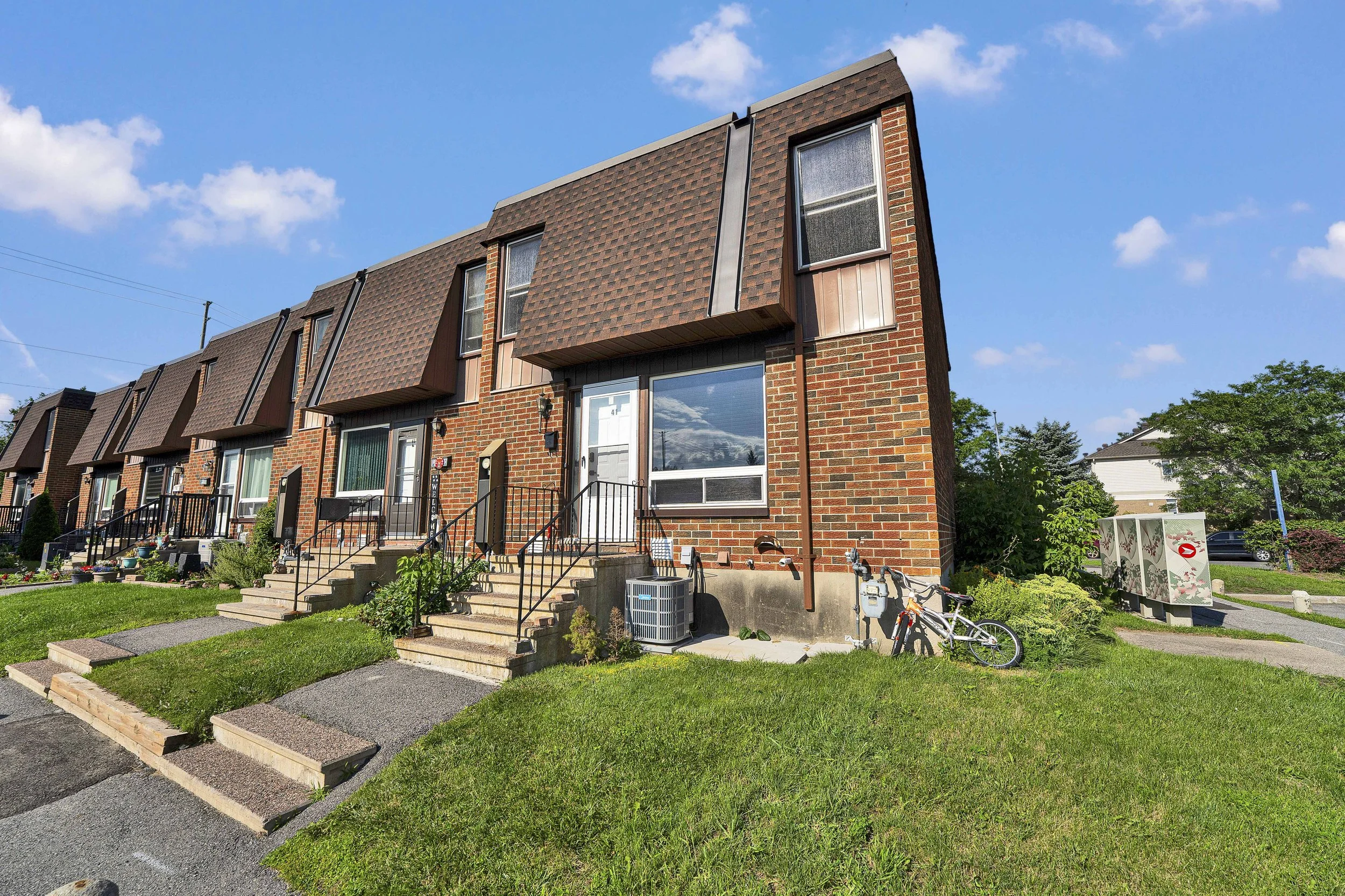 41 - 3520 Downpatrick Road Townhouse For Sale in Hunt Club Ottawa NVISION 3D