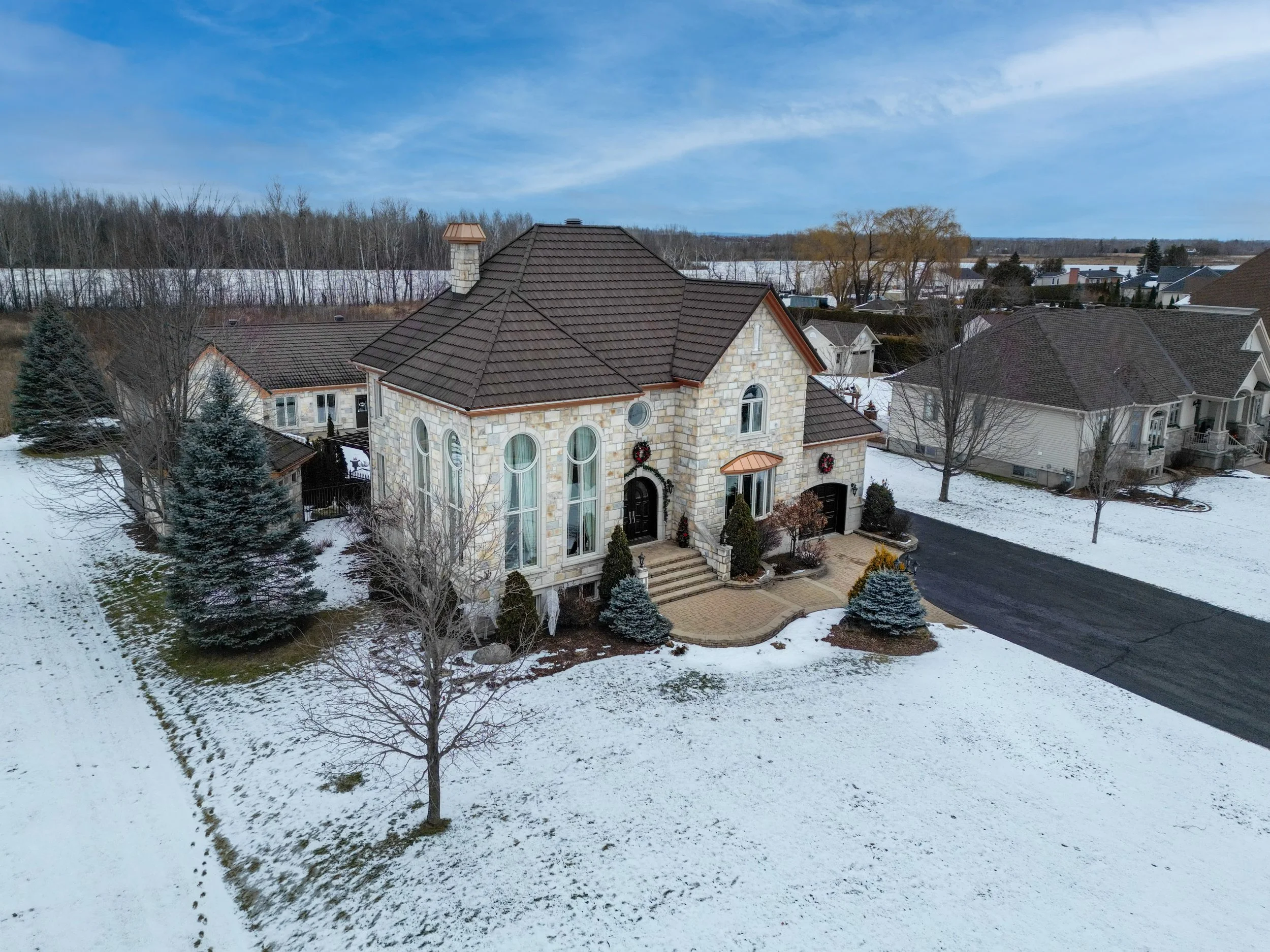 Professional real estate media for Ottawa builders and developers. Photography, 4K video, drone, 3D virtual tours, floor plans and marketing content by NVISION 3D.