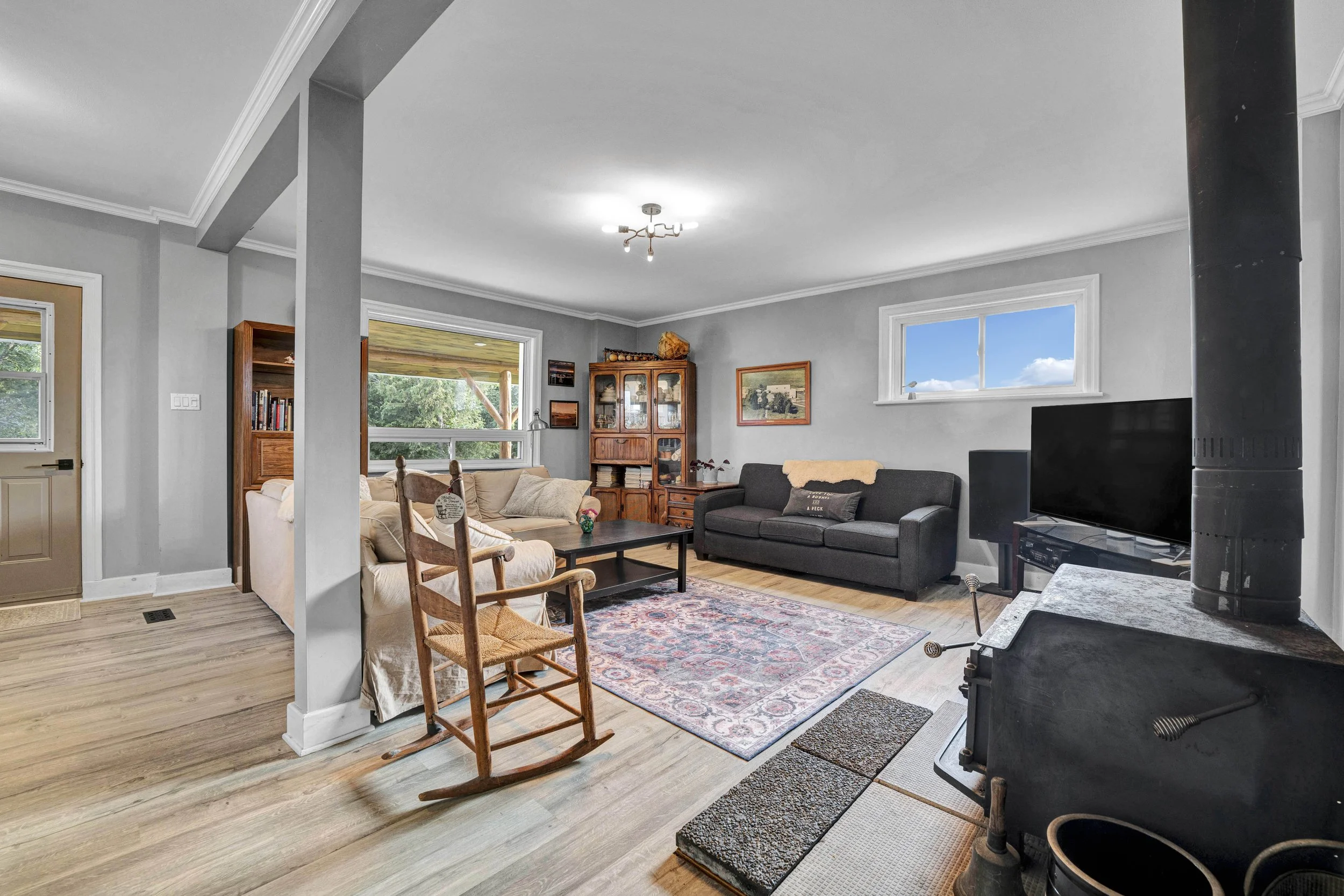 Ottawa rural property for sale featuring green pastures and acreage at 5979 Leitrim Road.