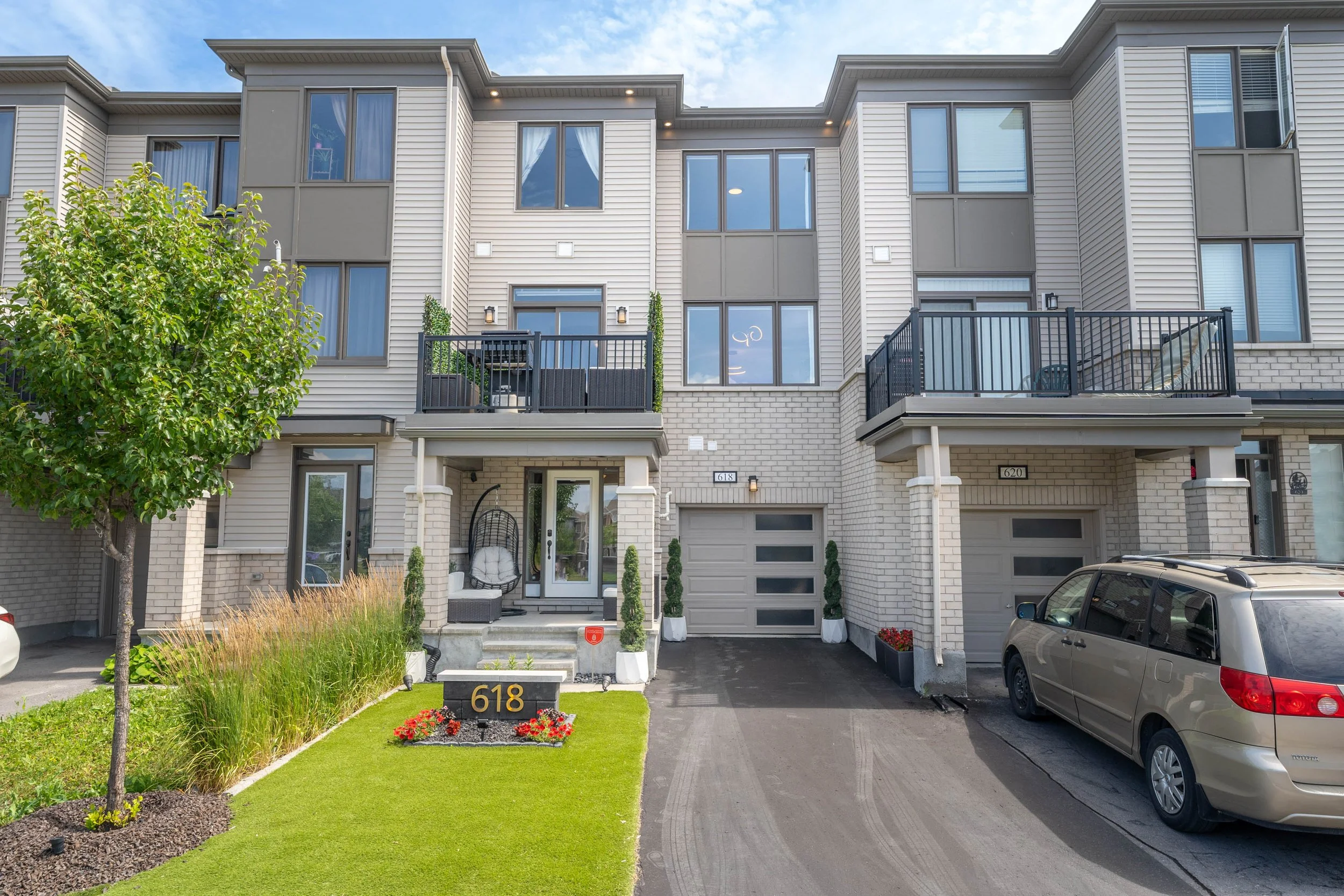 Ottawa Airbnb Photography 618 Bellatrix Walk