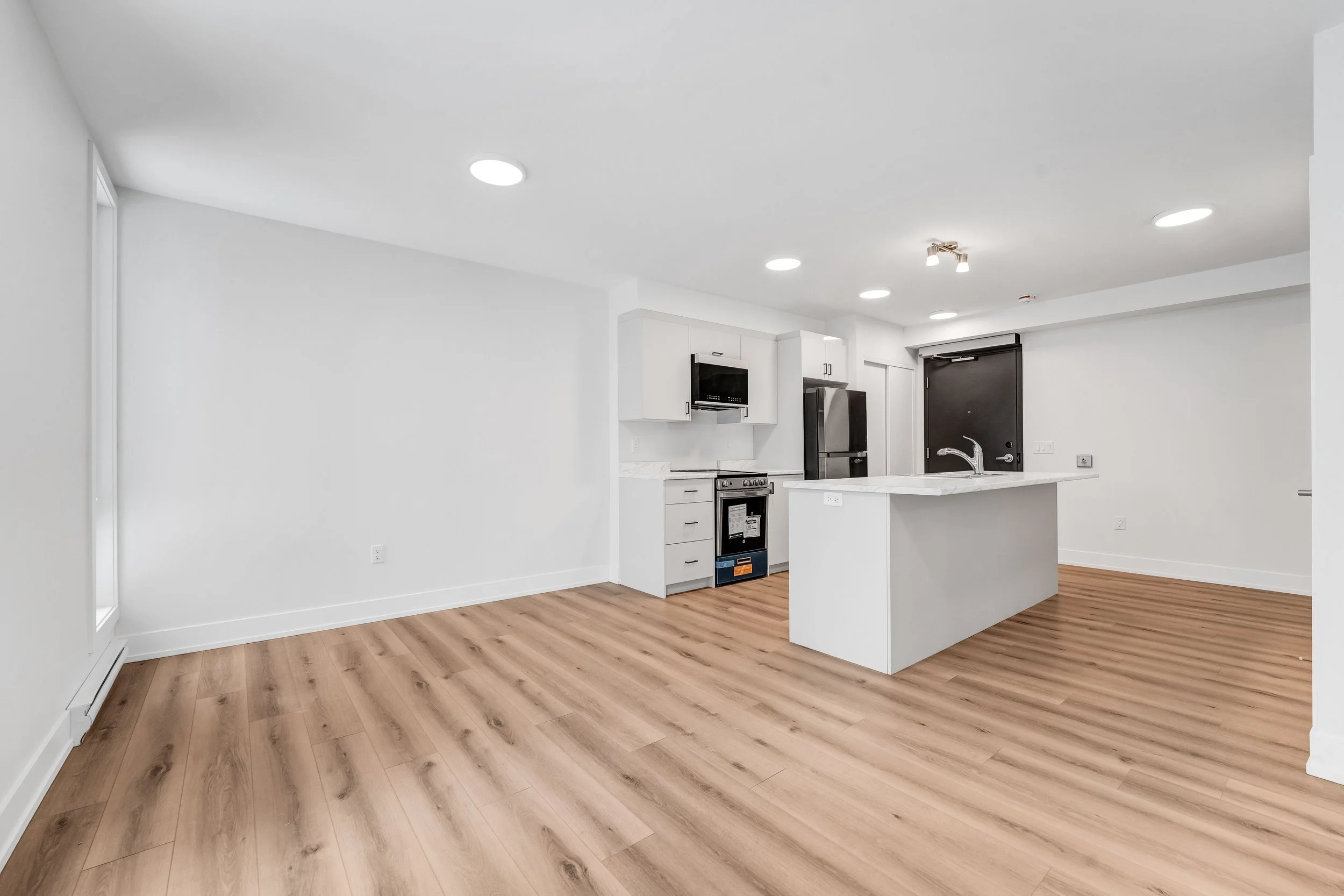 252 Hinchey Avenue Ottawa NVISION 3D Real Estate Photography6.jpg